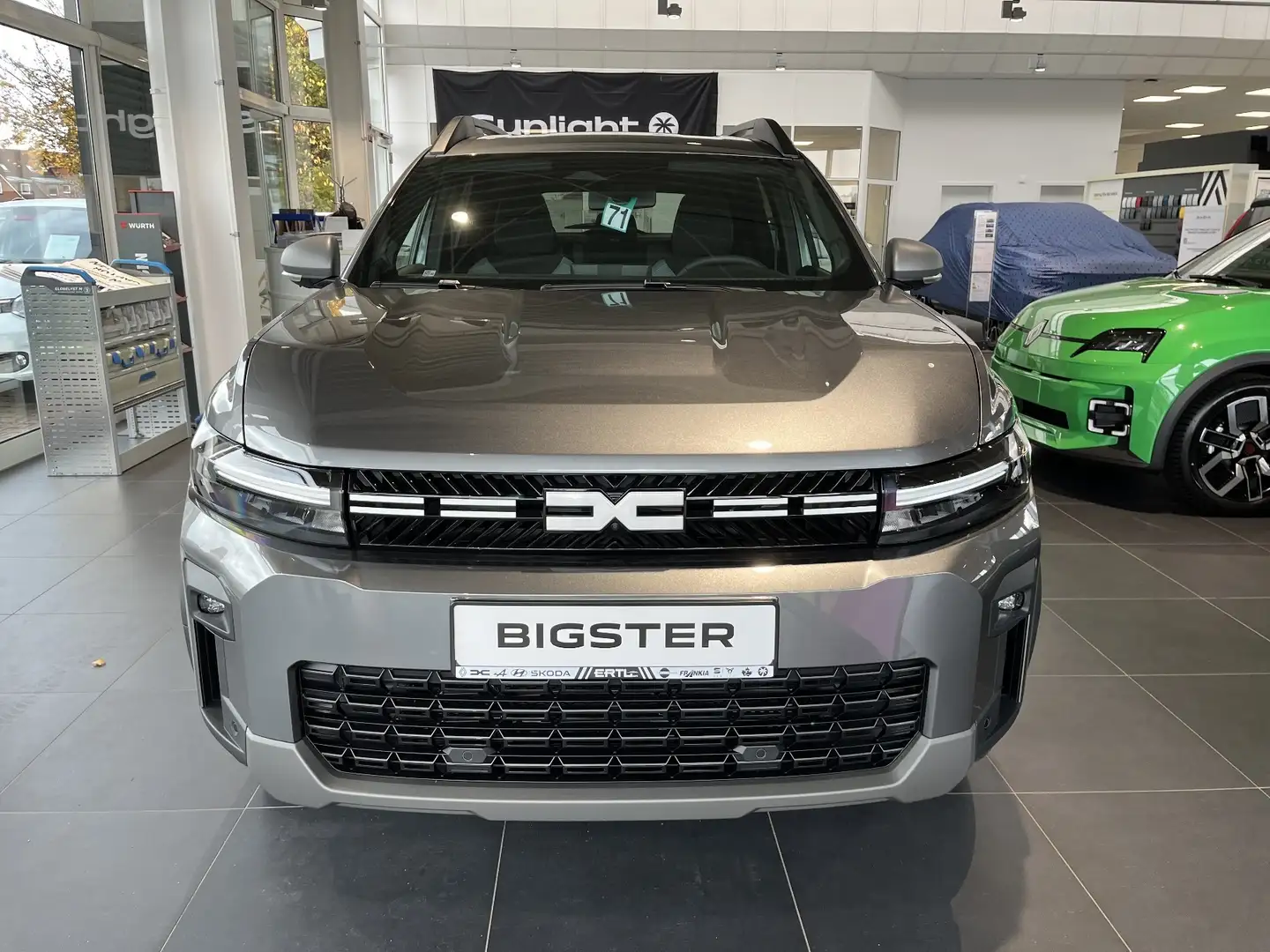 Dacia Bigster Journey TCe 140 *WINTERRAD AKTION* Grau - 2