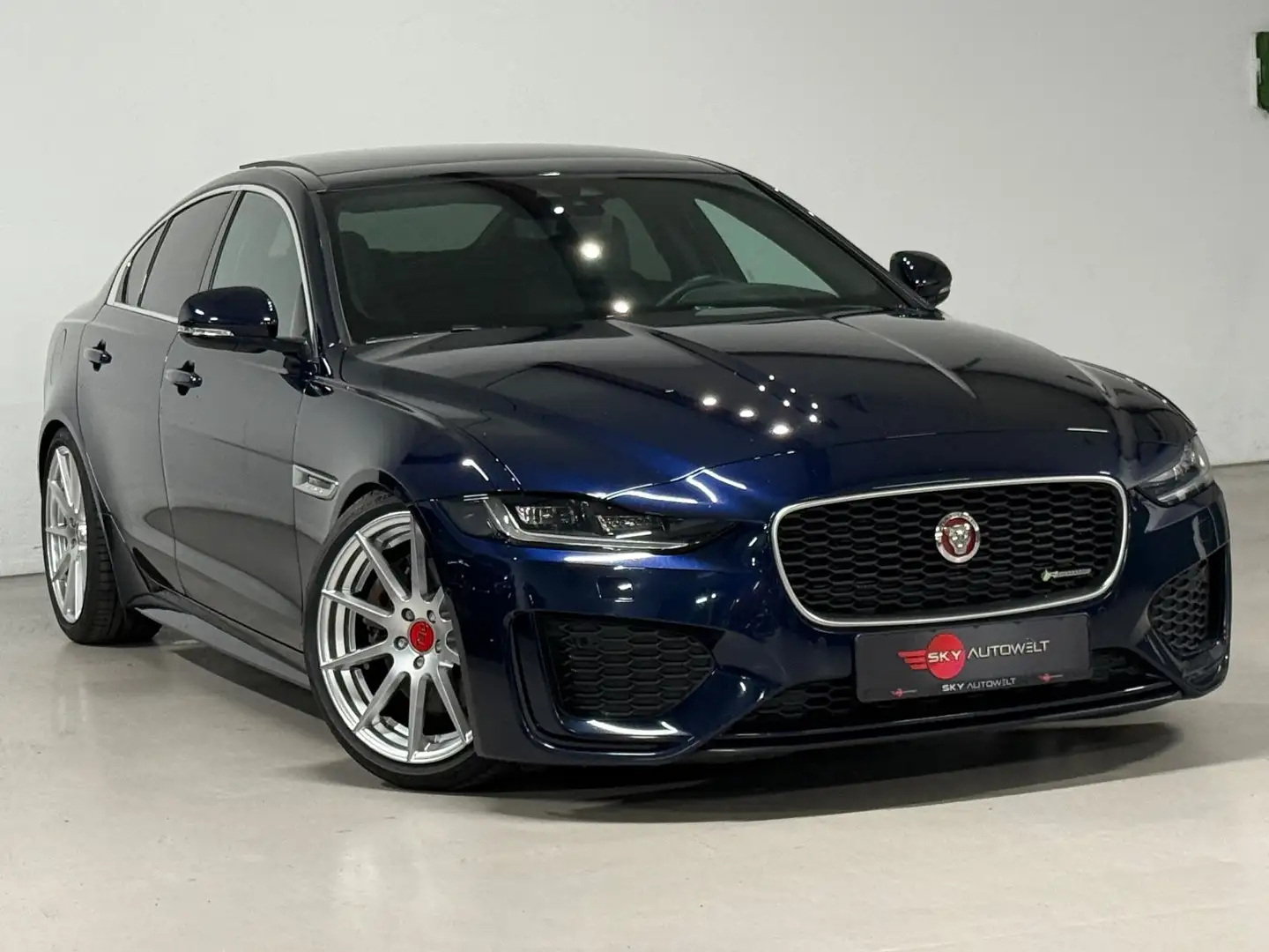 Jaguar XE R-Sport/NAVI/HUD/CAM/LED/EGSD/GEWINDE/19 ZOLL Bleu - 2