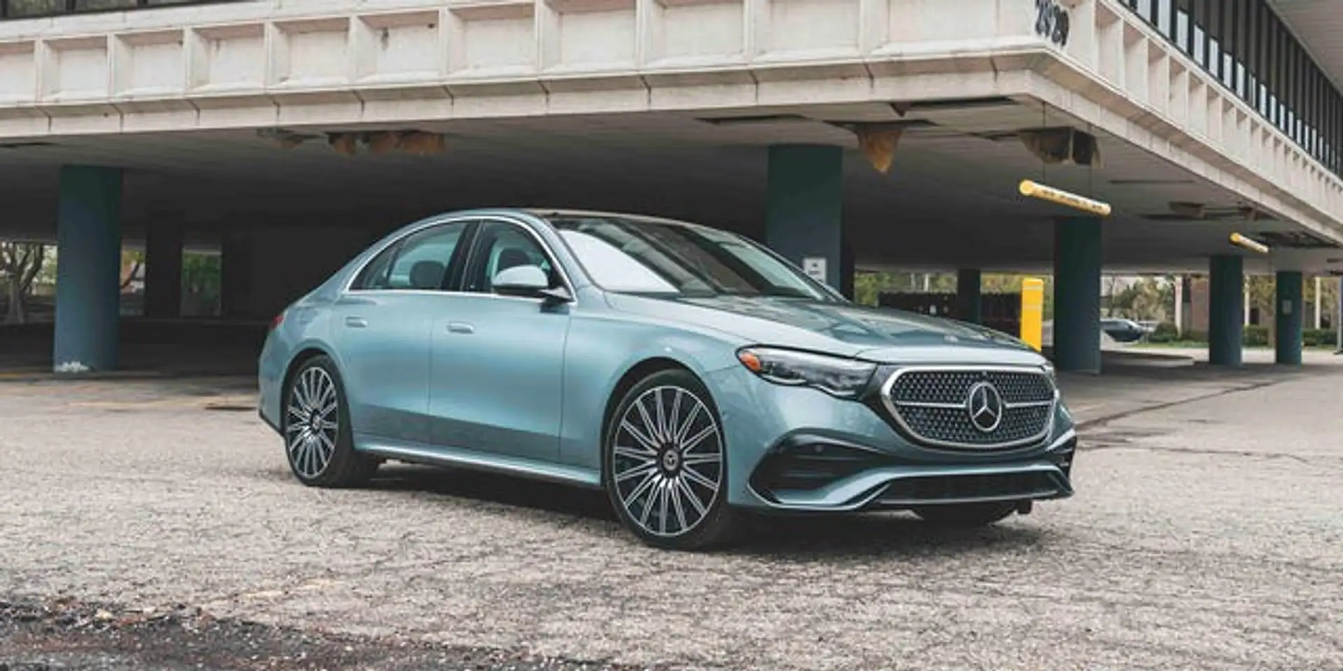 Mercedes-Benz E 350 Classe d 9G-Tronic Avantgarde Line - 1