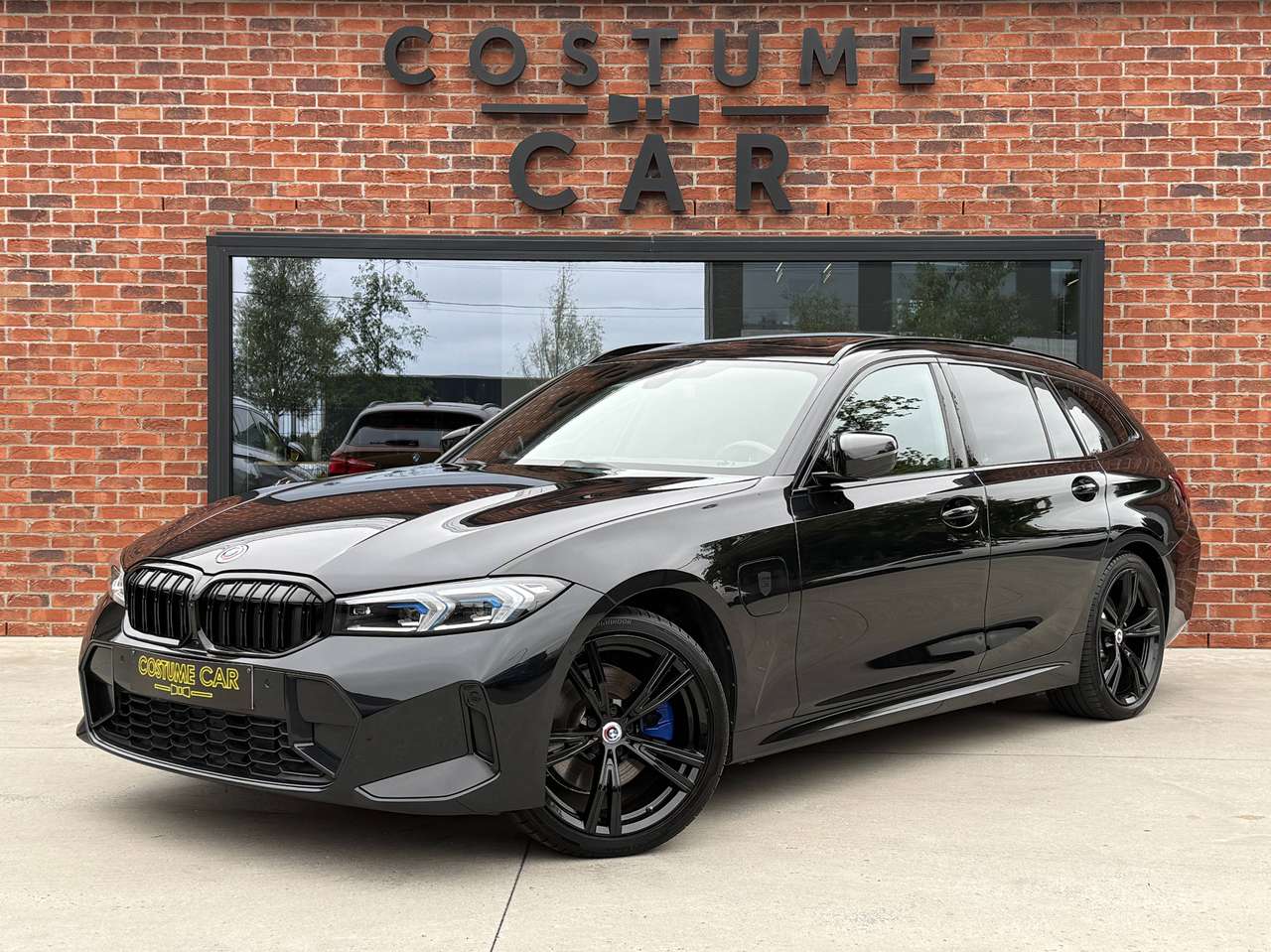 BMW 330 Pack M – Toit ouvrant – Volant chauffant