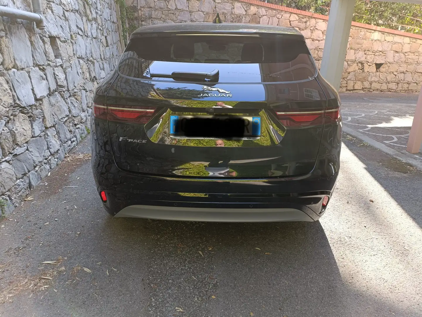 Jaguar F-Pace 2.0d i4 mhev R-Dynamic SE Greenstone awd 204cv aut - 1