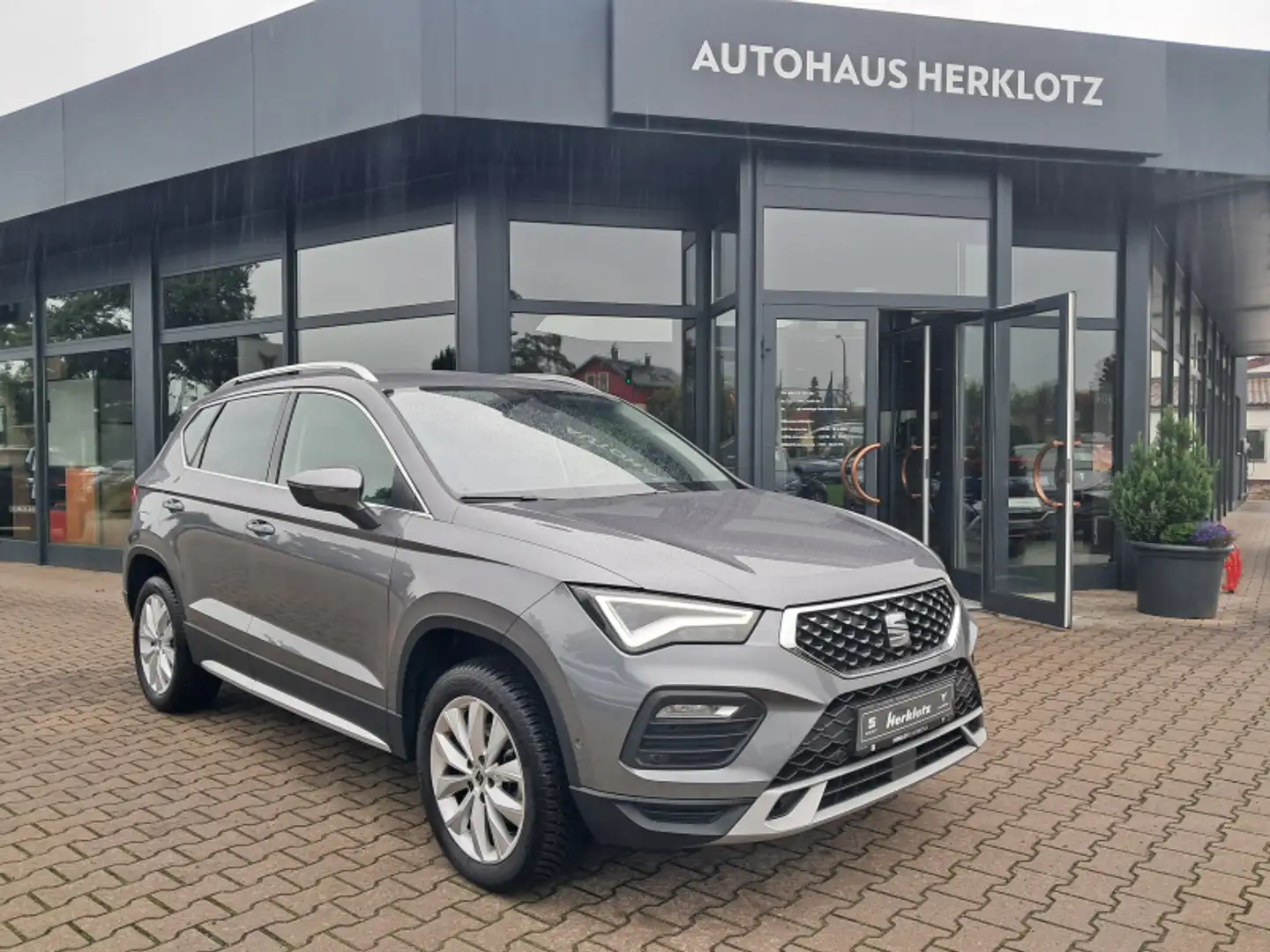 SEAT Ateca SEAT Ateca Xperience 1.5 TSI 110kW / 150PS 7-Gang Gris - 1