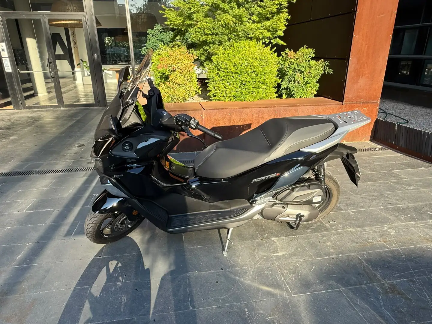 QJ Motor Scooter QJ FORT 125 N Negro - 2