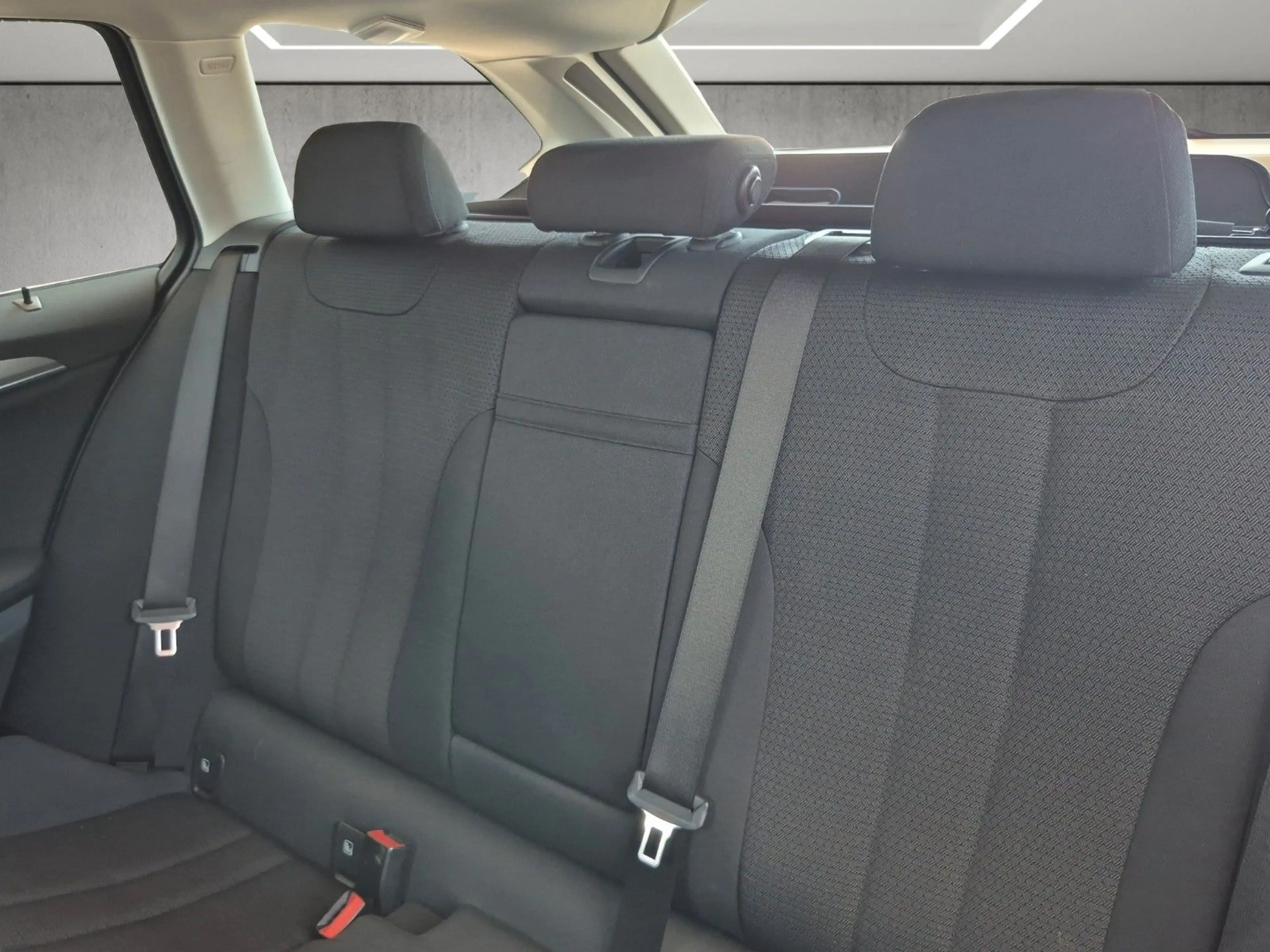 BMW 530 d Touring LED Kamera Carplay Live Cockpit — photo 12