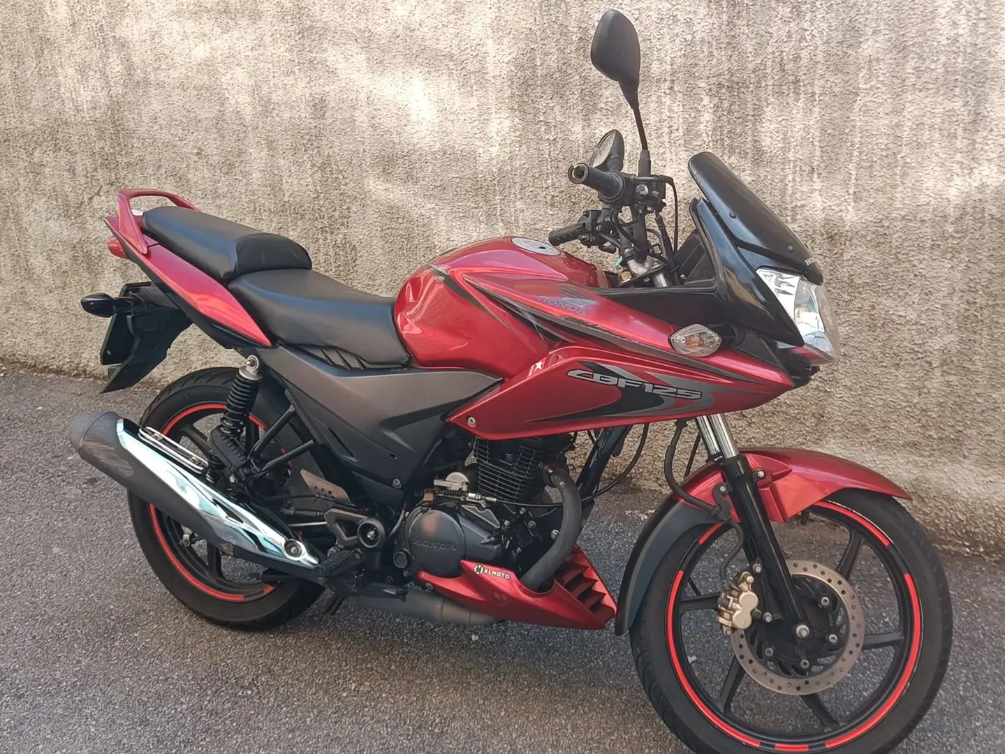 Honda CBF 125 Червоний - 1