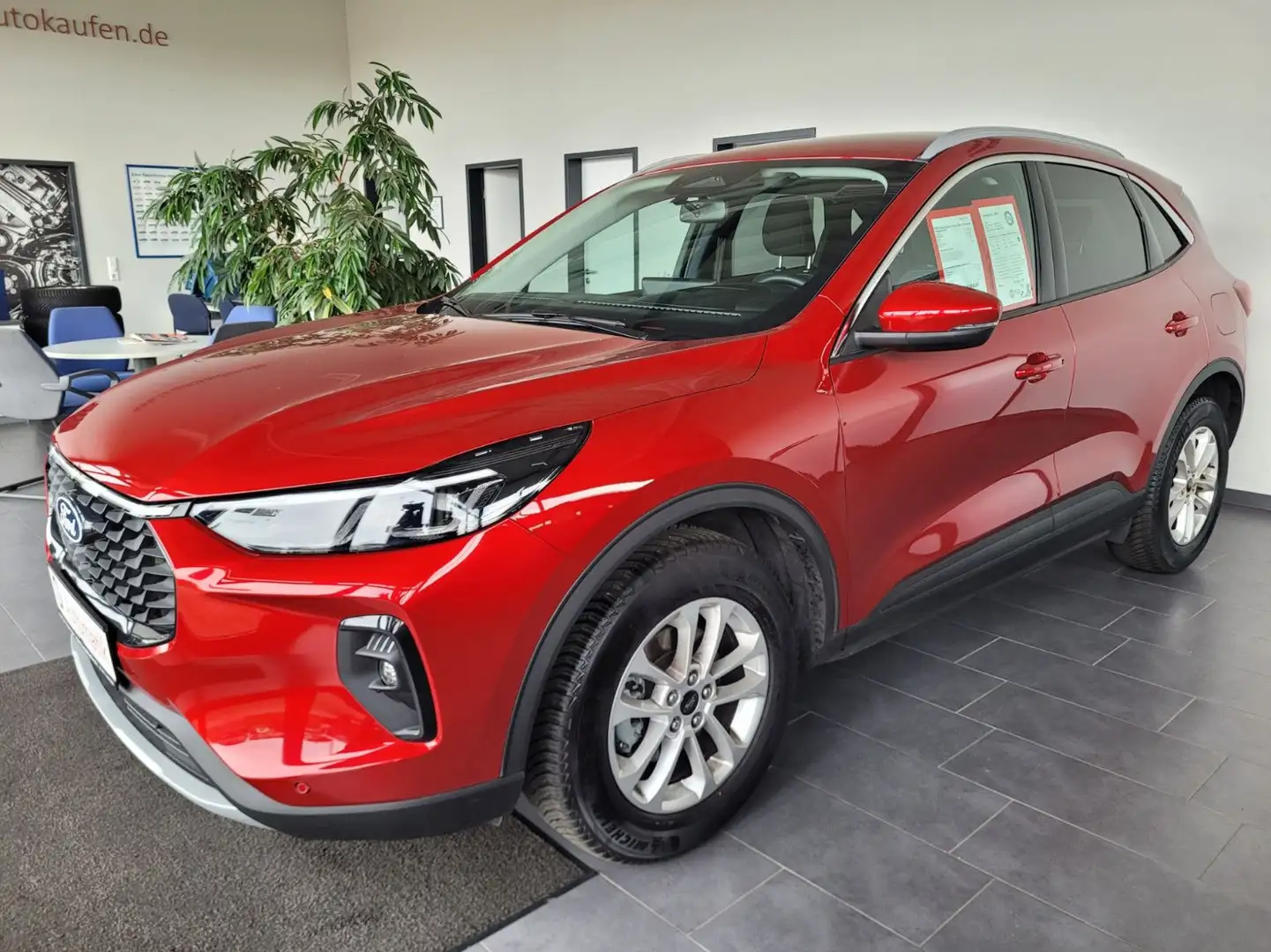 Ford Kuga EcoBoost Autom. Titanium m. Navi/LED/SYNC 4 Rouge - 2