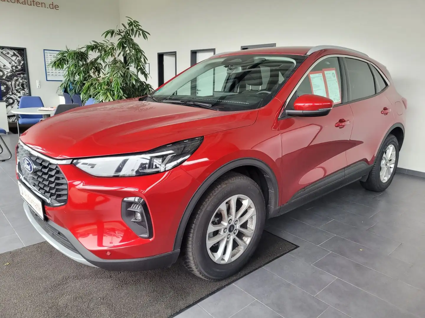 Ford Kuga EcoBoost Autom. Titanium m. Navi/LED/SYNC 4 Rot - 2