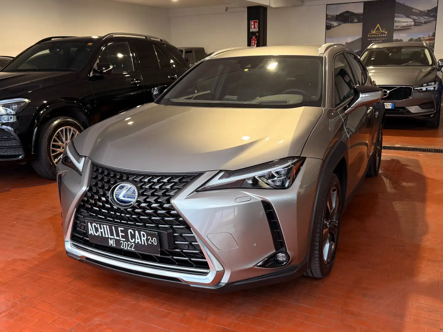 Lexus UX 250h 2.0 Luxury 2wd cvt *PREZZO REALE* Grigio - 1