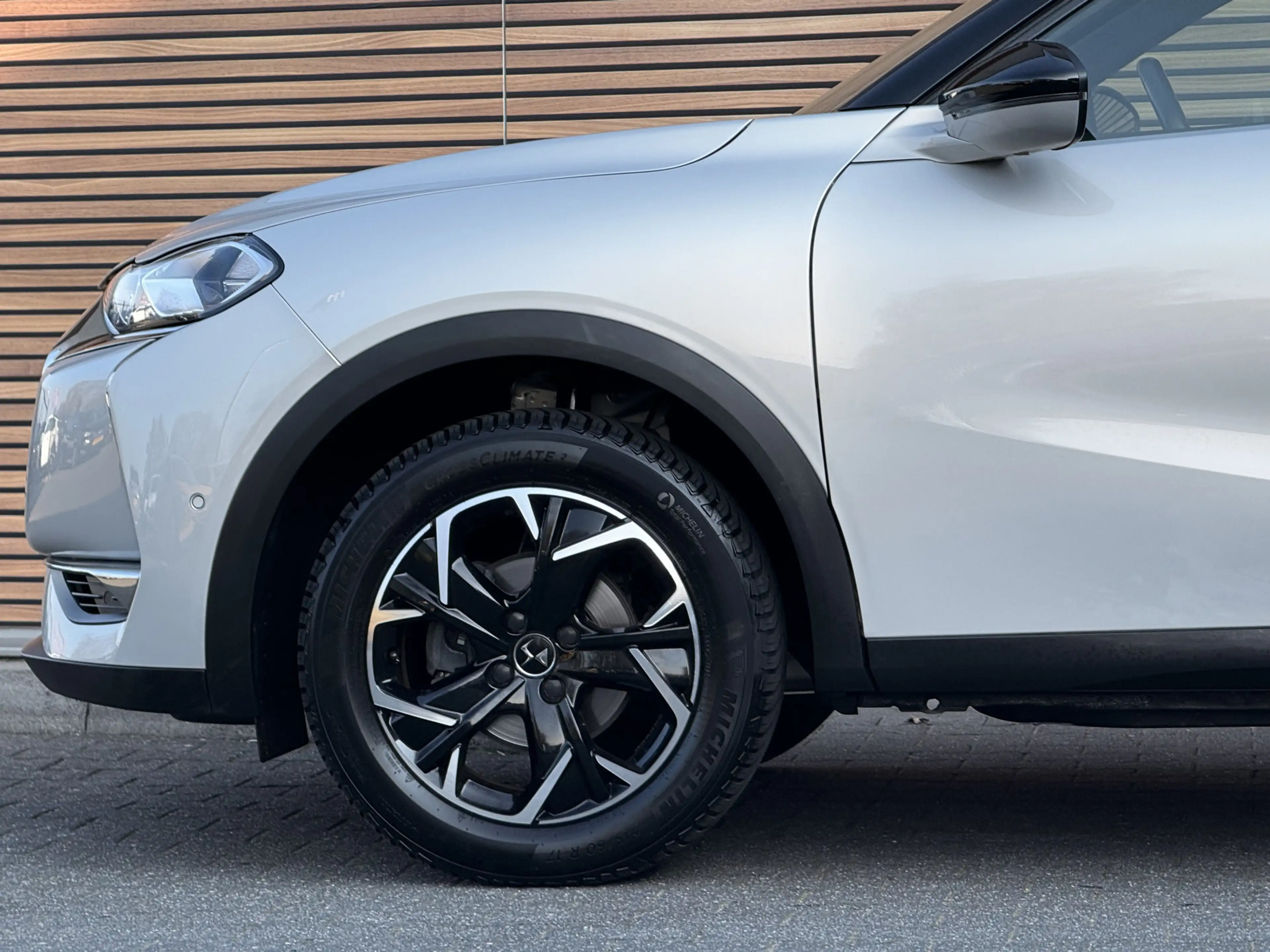 DS Automobiles DS 3 Crossback 1.2 PureTech Rivoli Navi / Camera / Carplay / Lm V — photo 12