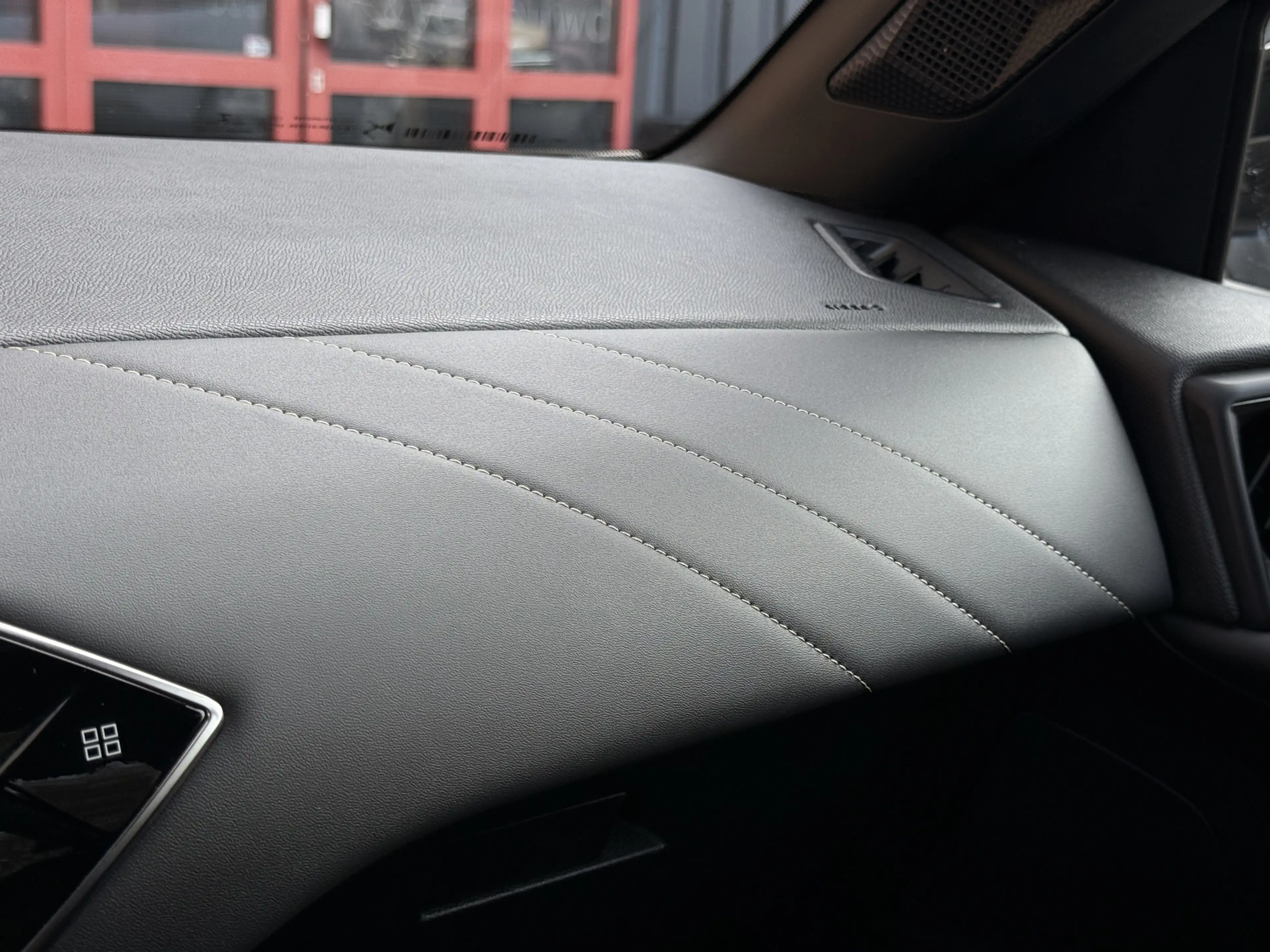 DS Automobiles DS 3 Crossback 1.2 PureTech Rivoli Navi / Camera / Carplay / Lm V — photo 44