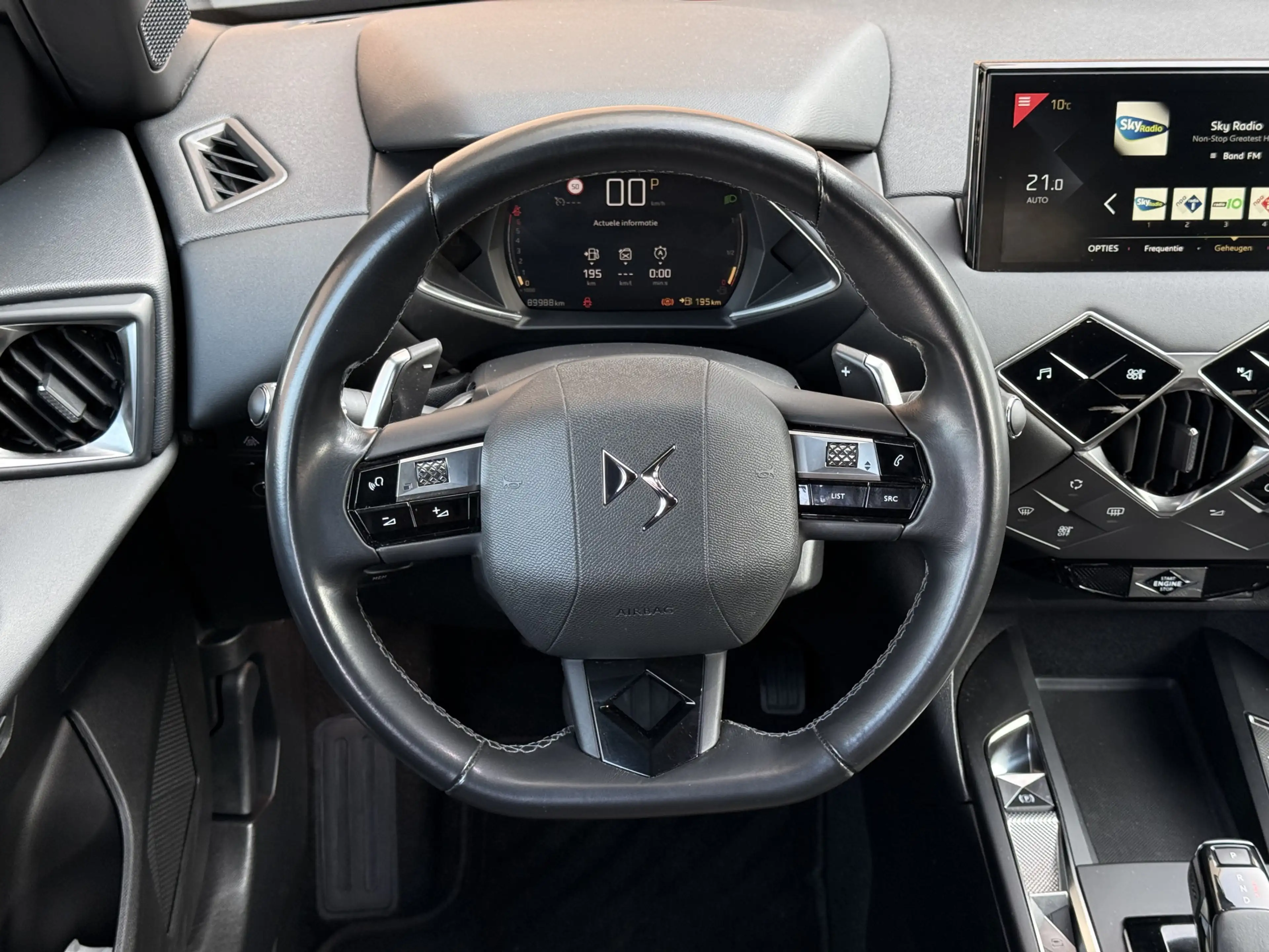 DS Automobiles DS 3 Crossback 1.2 PureTech Rivoli Navi / Camera / Carplay / Lm V — photo 20