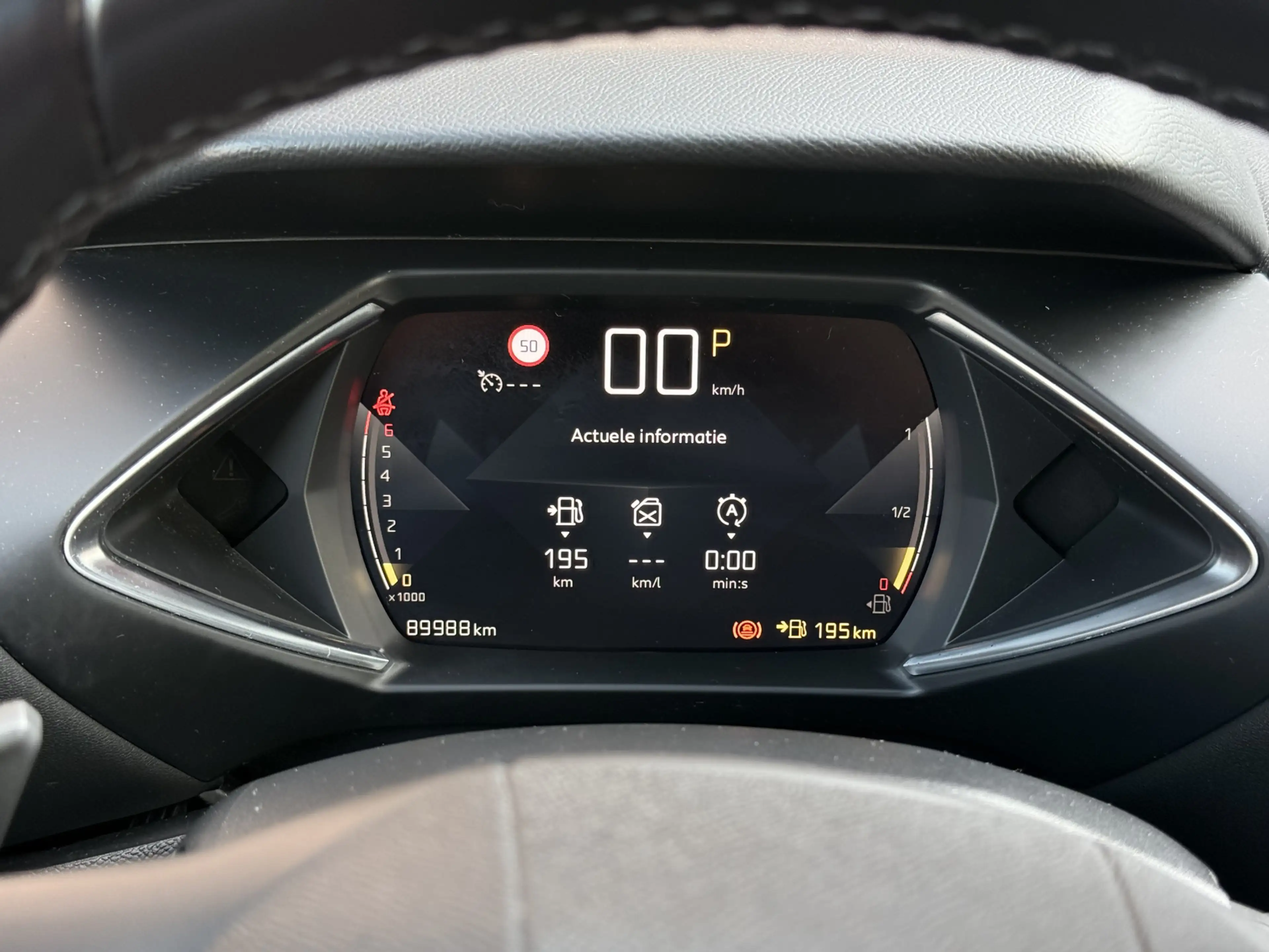 DS Automobiles DS 3 Crossback 1.2 PureTech Rivoli Navi / Camera / Carplay / Lm V — photo 24