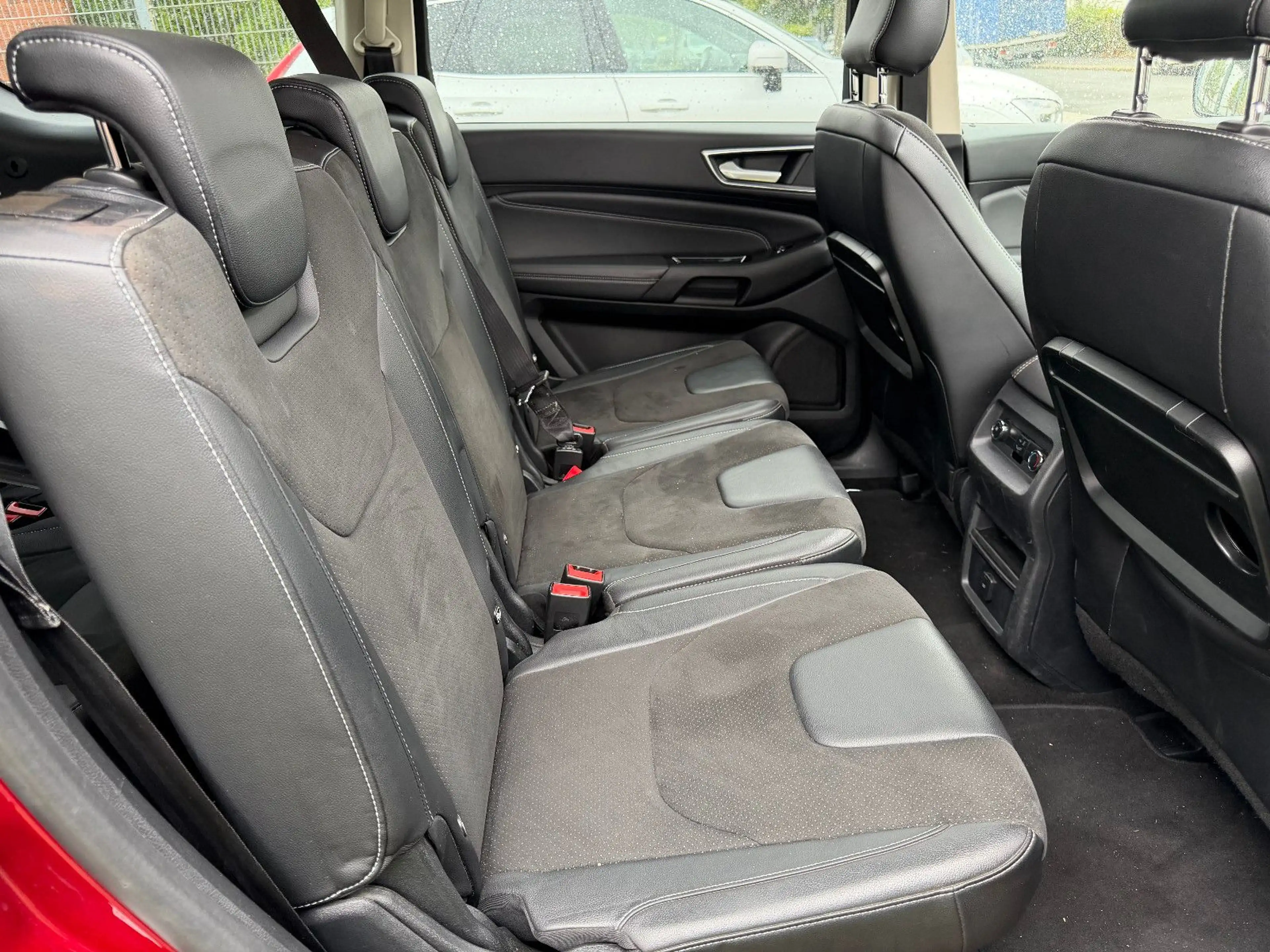 Ford Galaxy 2.0 d 7 SITZ/PANO/360°/KEYLES/AUT/LED/AHK — photo 8