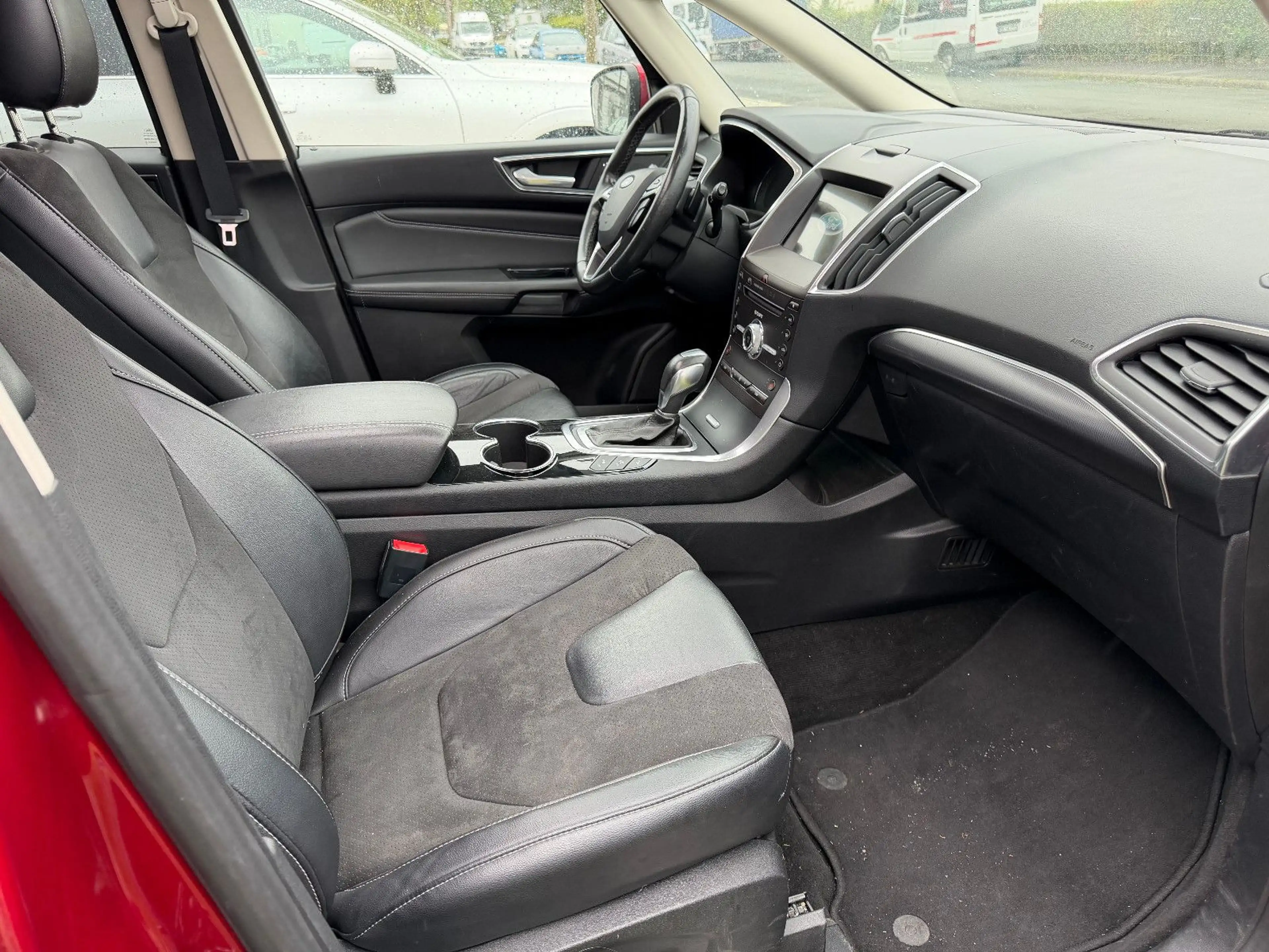 Ford Galaxy 2.0 d 7 SITZ/PANO/360°/KEYLES/AUT/LED/AHK — photo 6