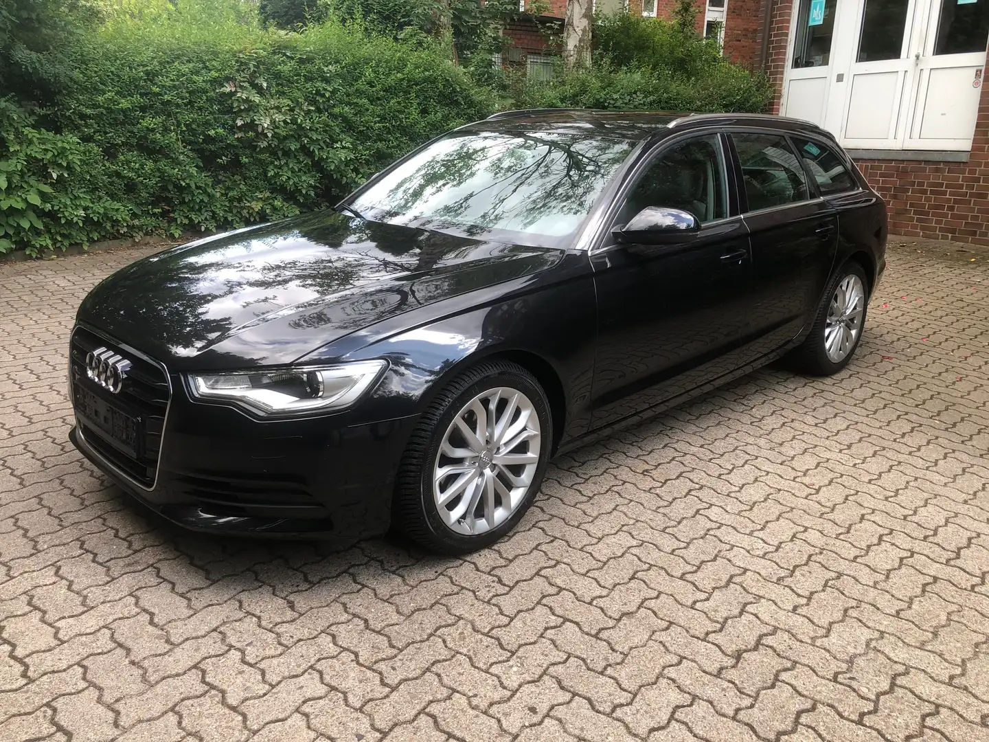 Audi A6 2.0 TDI Leder 19-Zoll Alu Scheckheft 2-Hand Schwarz - 1
