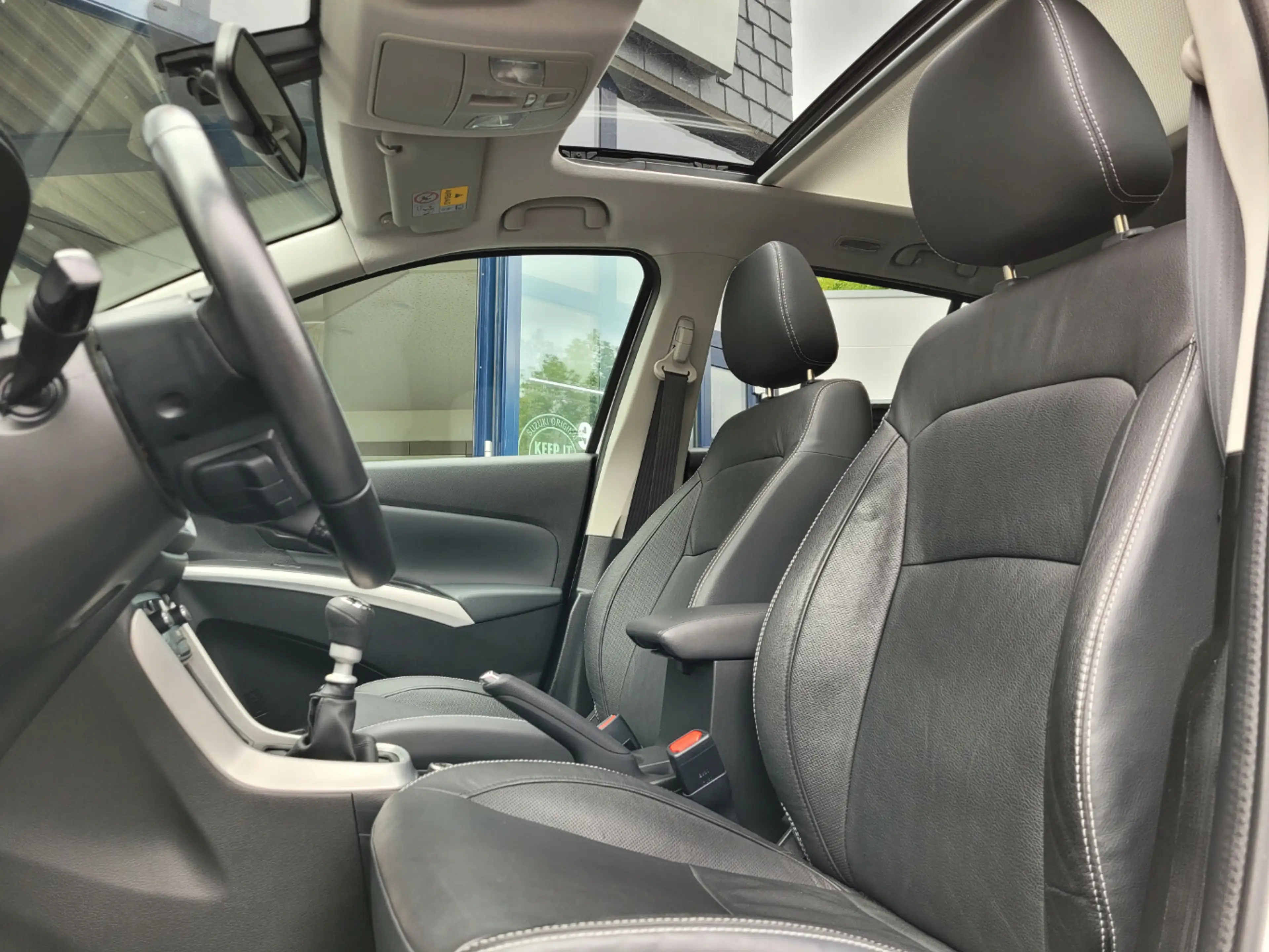 Suzuki SX4 S-Cross Comfort+ 4x4*Pano*LED*Navi* — photo 11