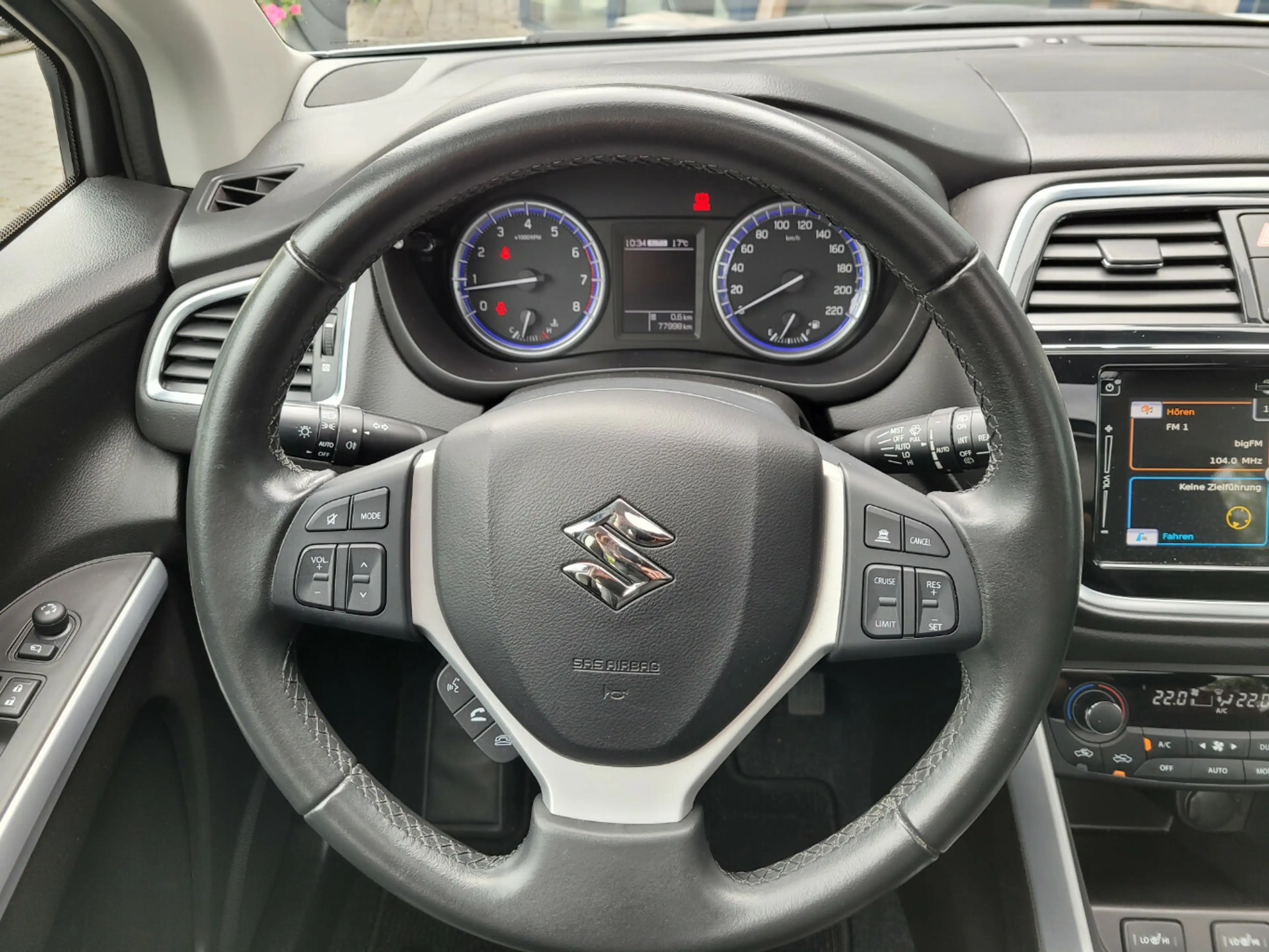 Suzuki SX4 S-Cross Comfort+ 4x4*Pano*LED*Navi* — photo 14