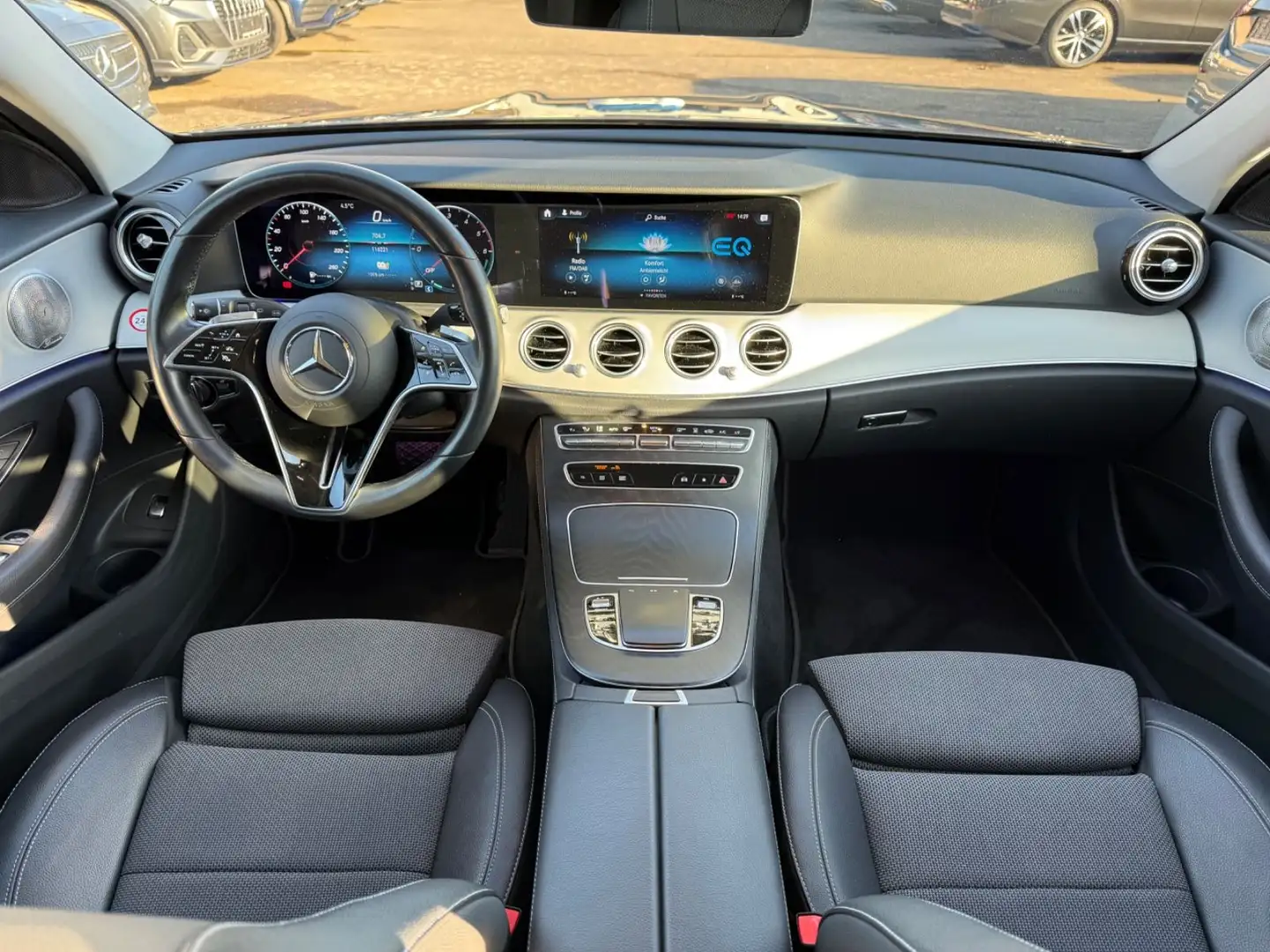 Mercedes-Benz E 300 de T Avantgarde *Night-Paket+AHK+Burmester Gris - 2