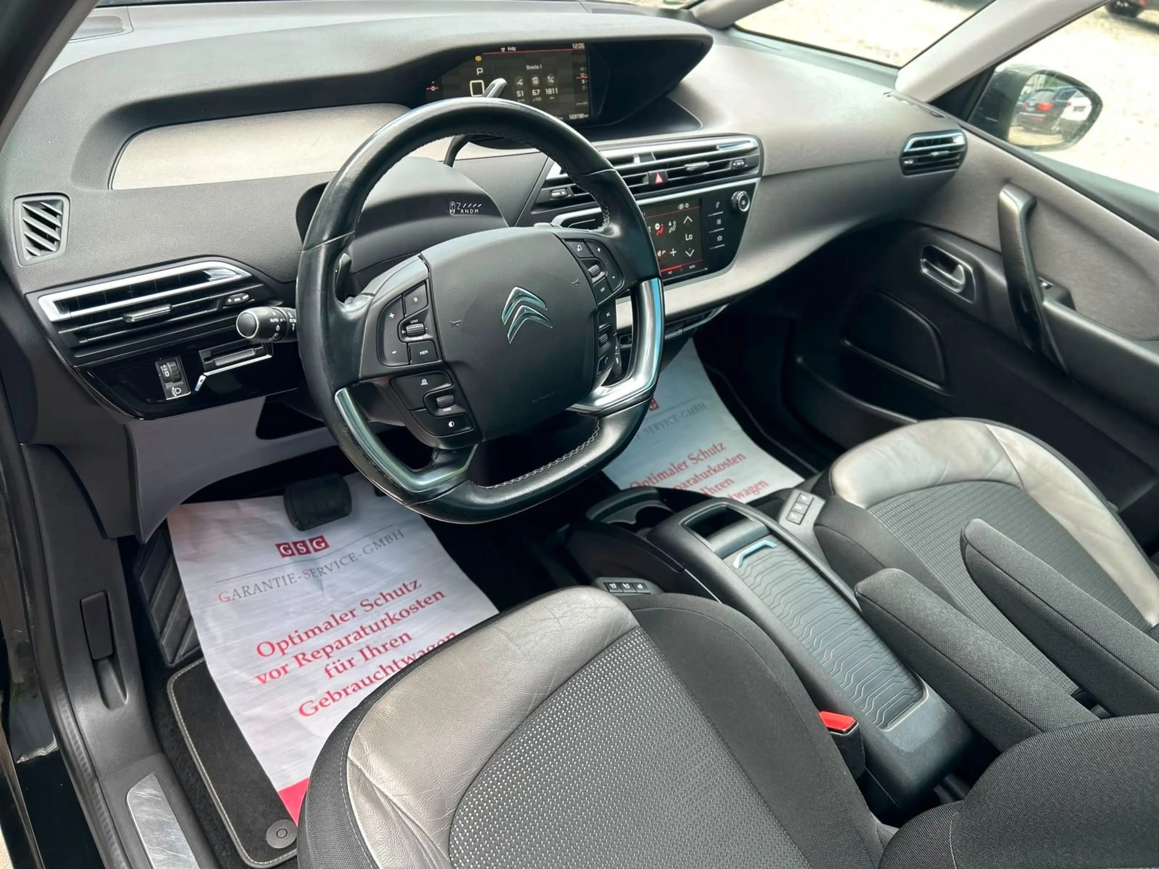 Citroen C4 Picasso C4 2.0 Picasso/Spacetourer Shine/360°/AHK/VOLL! — photo 14