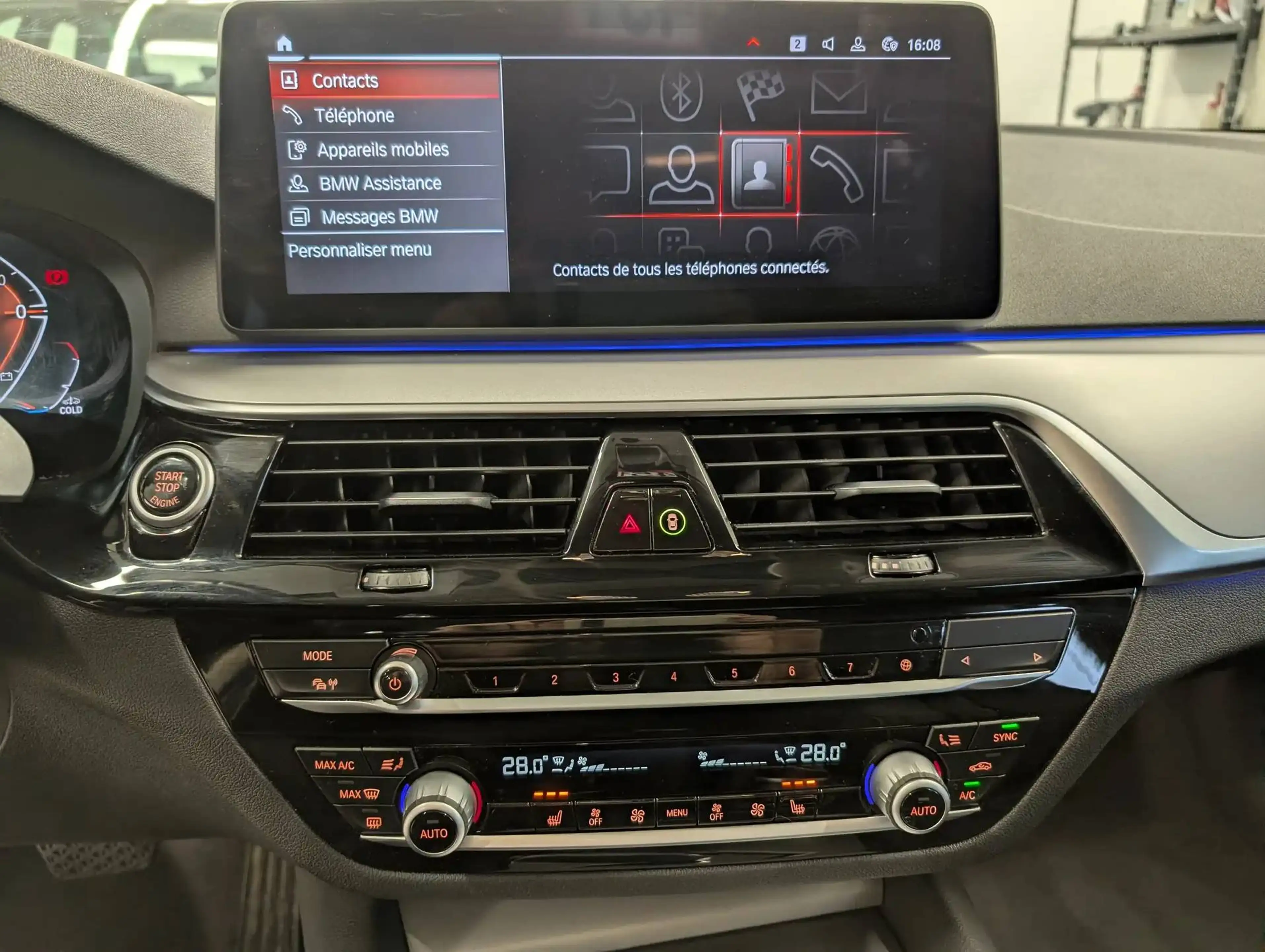 BMW 518 dA Touring *CUIR-NAVI-CAMERA-DIGITAL COCKPIT* — photo 13