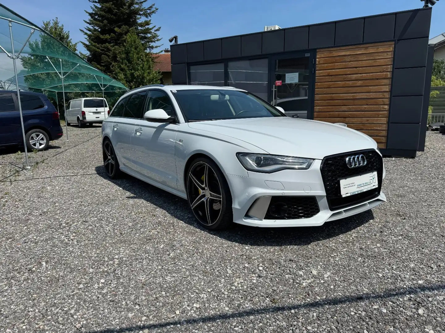 Audi A6 Avant 3.0 TDI clean diesel quattro (160 kW) Weiß - 1
