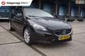 Volvo V40 Cross Country 2.0 D3 Summum Schwarz - thumbnail 1