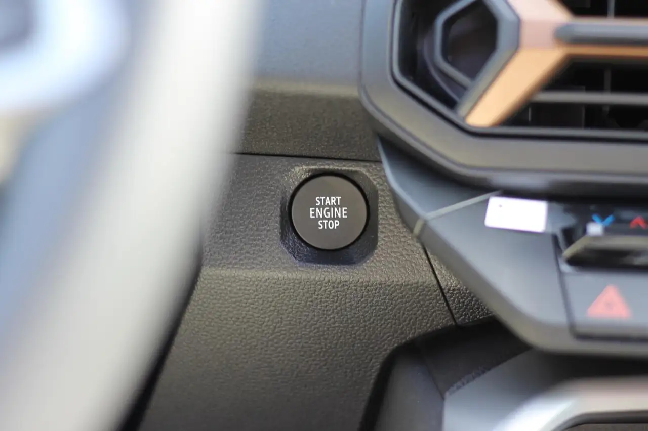Dacia Bigster 1.8 hybrid Extreme 155cv auto 27