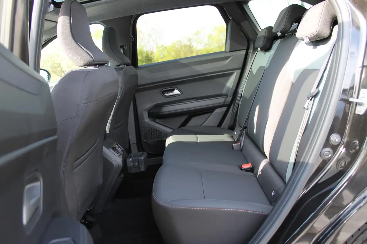 Dacia Bigster 1.8 hybrid Extreme 155cv auto 8