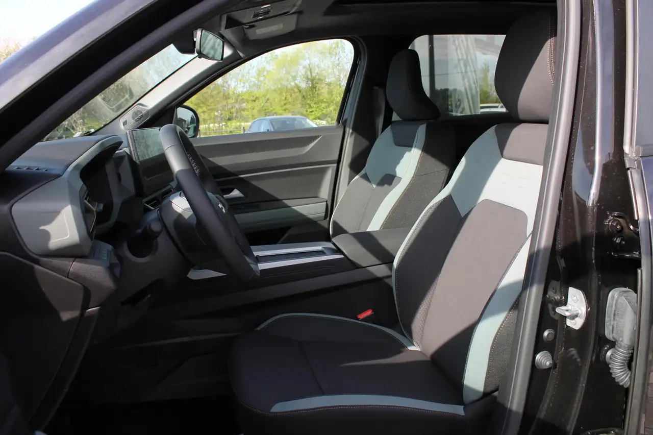 Dacia Bigster 1.8 hybrid Extreme 155cv auto 7