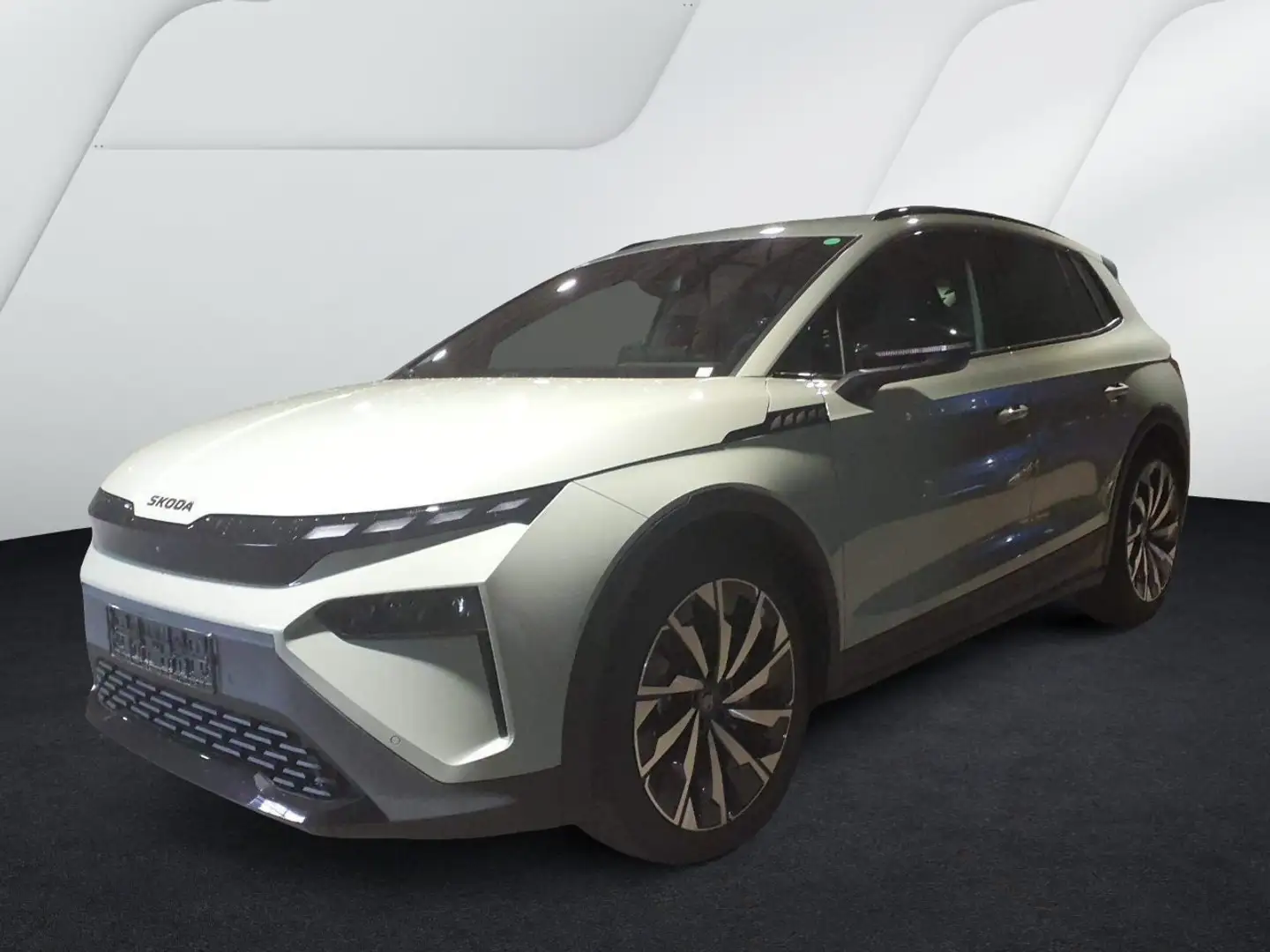 Skoda Elroq 85 SPORTLINE MAXX NP57 MATRIX.AHK.AREA.HuD.WÄRMEP. Verde - 2