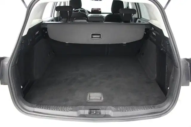 Ford Focus view 12
