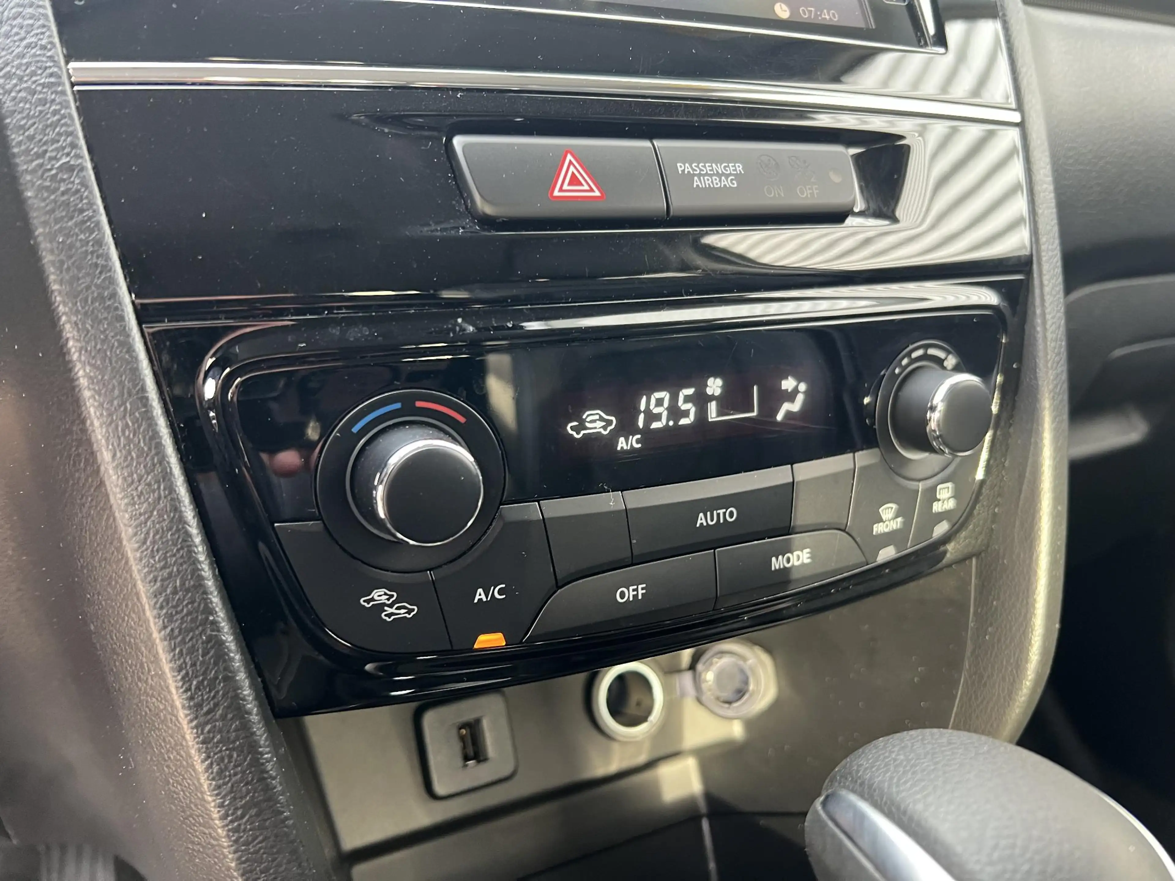 Suzuki Vitara 1.5 Hybrid Style Automaat — photo 10