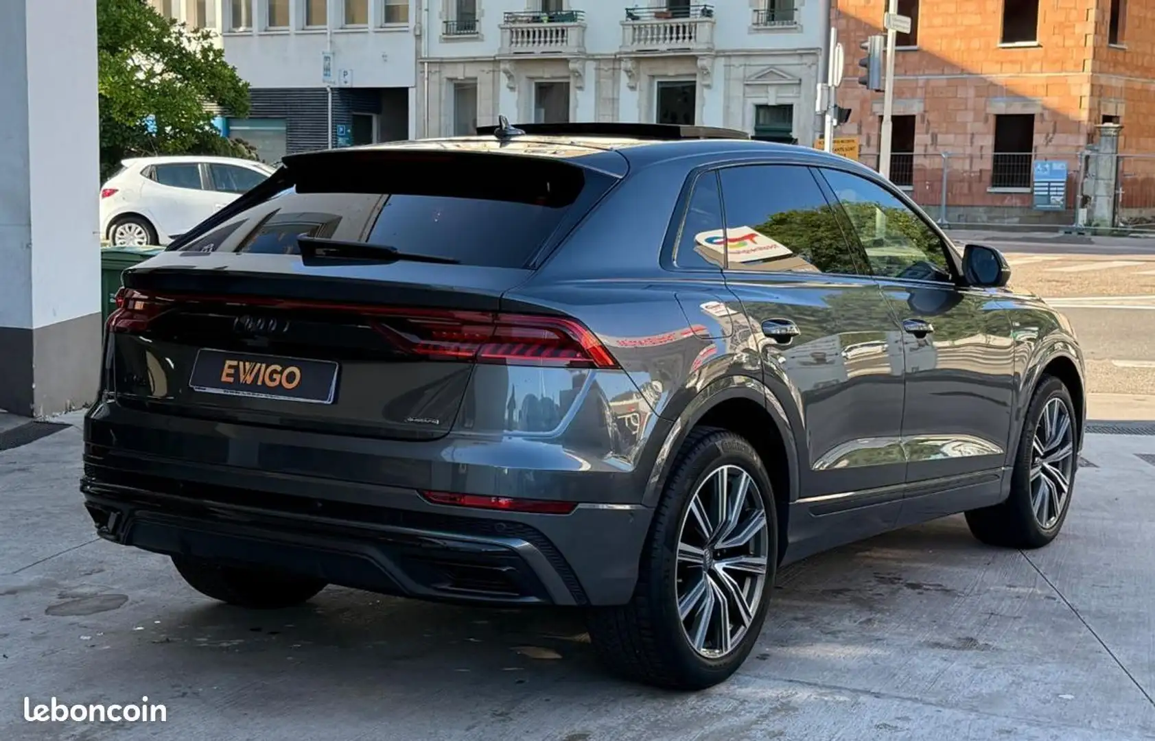 Audi Q8 50 TDI 286 S line QUATTRO TIPTRONIC + T.O ATTELAGE ACC SIEGES ELECTRIQUES Gris - 2