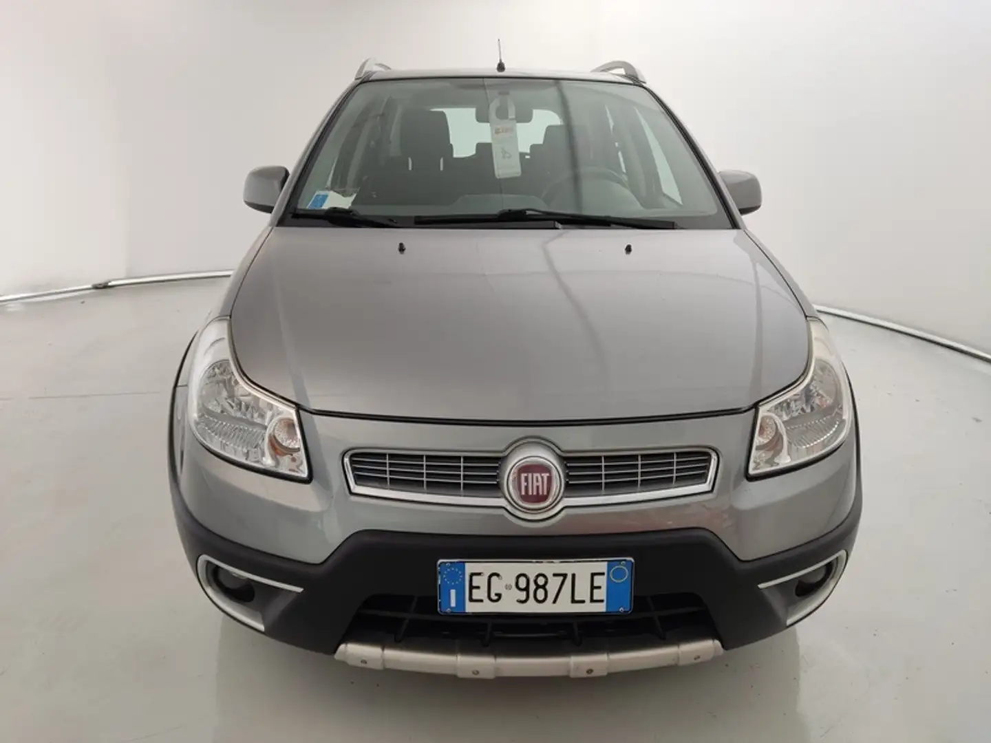 Fiat Sedici 1.6  Experience Gris - 2