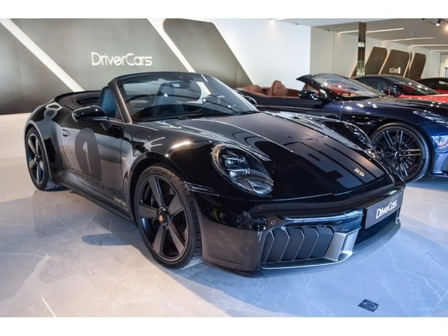 Porsche 992 Spirit 70 Negro - 1