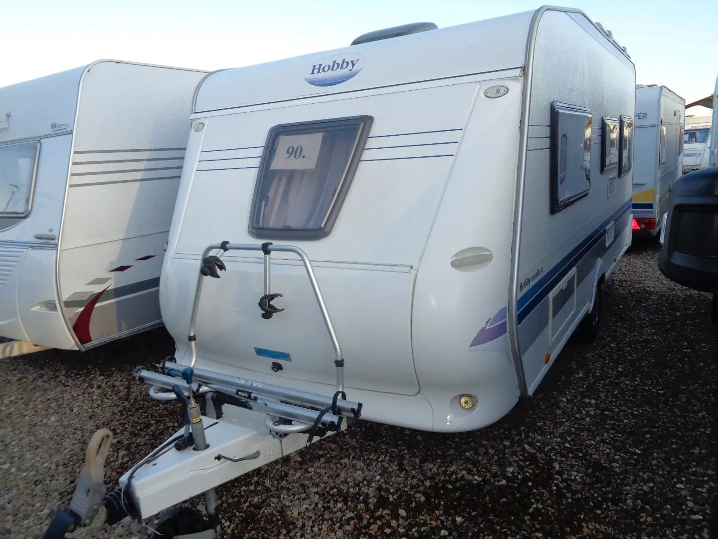 Hobby excellent 460 Ufe *Vorzelt*Fahrradträger* - 2