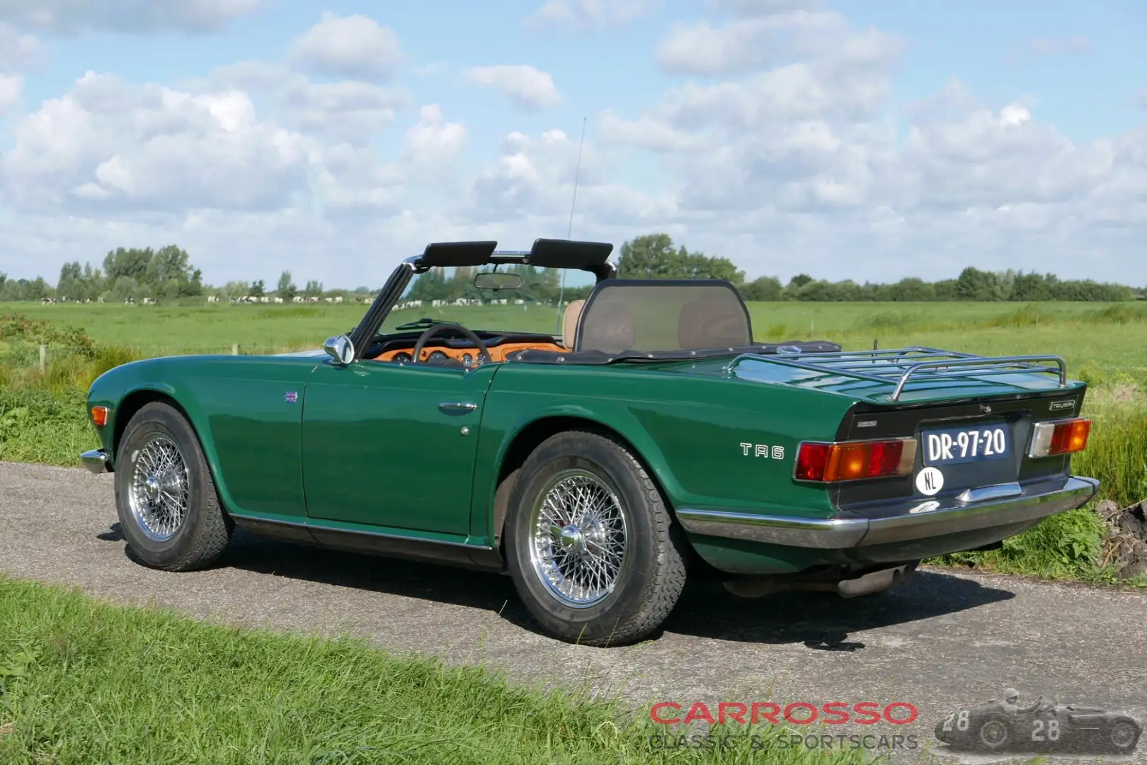 Triumph TR6 Soft Top / body-off restored / spoke wheels Yeşil - 2