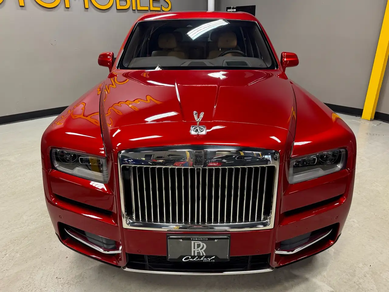 Rolls-Royce Cullinan снимка Rolls-Royce Cullinan