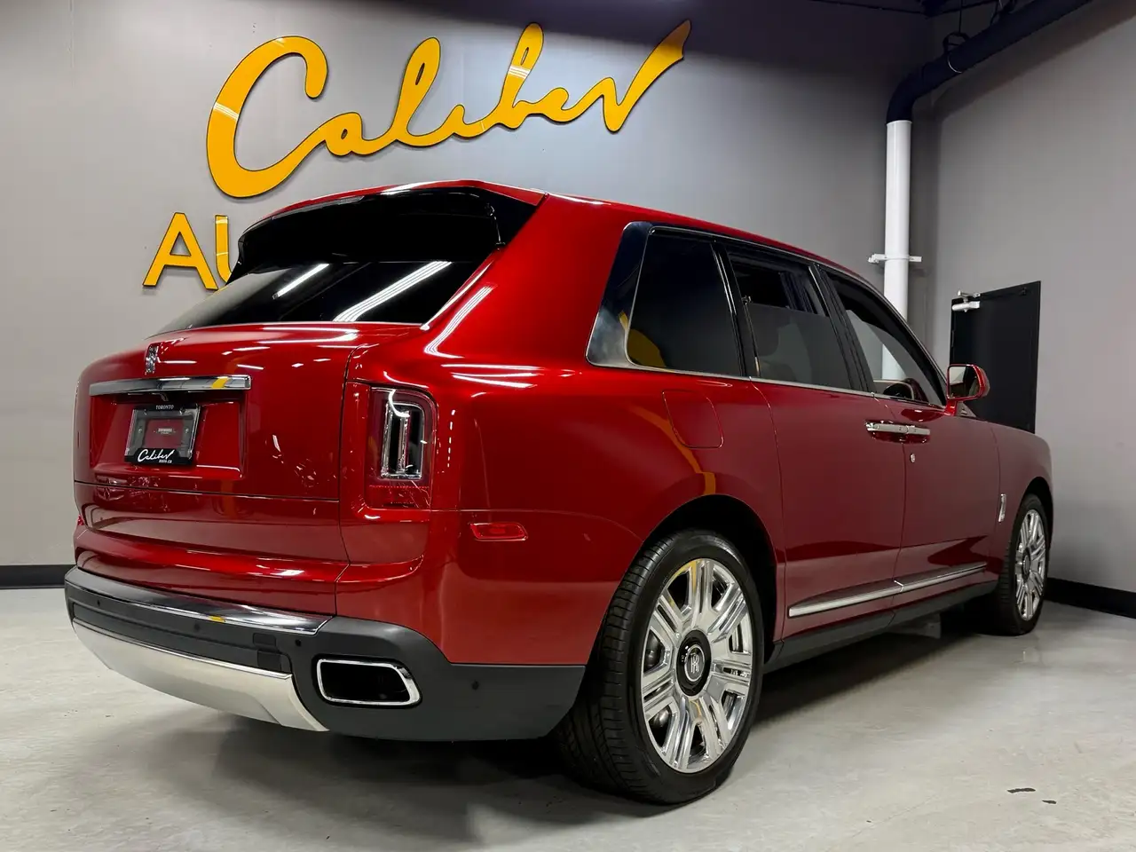 Rolls-Royce Cullinan снимка Rolls-Royce Cullinan