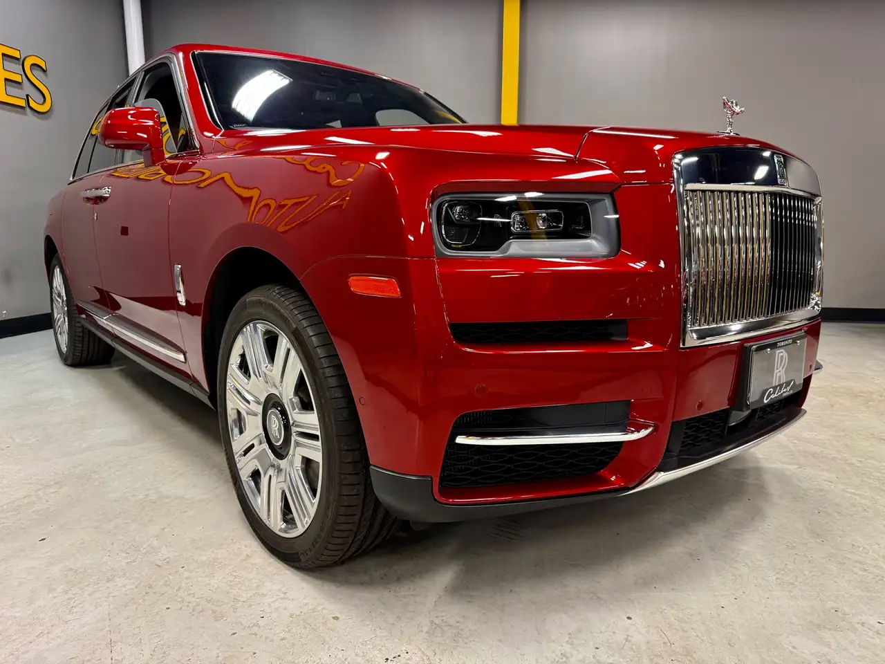 Rolls-Royce Cullinan снимка Rolls-Royce Cullinan