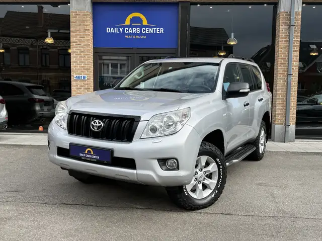 Toyota Land Cruiser 3.0 D-4D 150series I FIRST HAND I FULL SERVICE