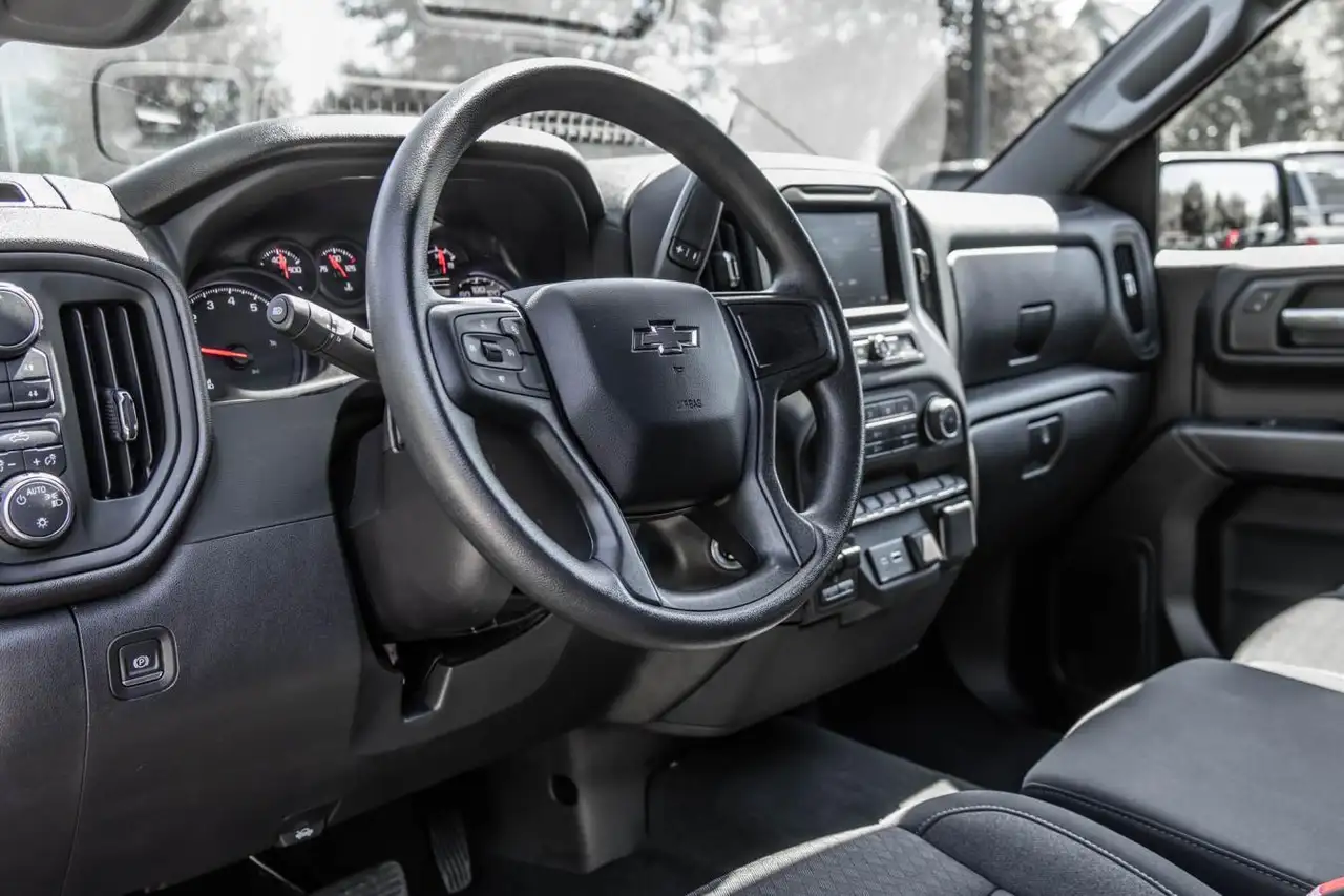 Chevrolet Silverado 1500 снимка Chevrolet Silverado 1500