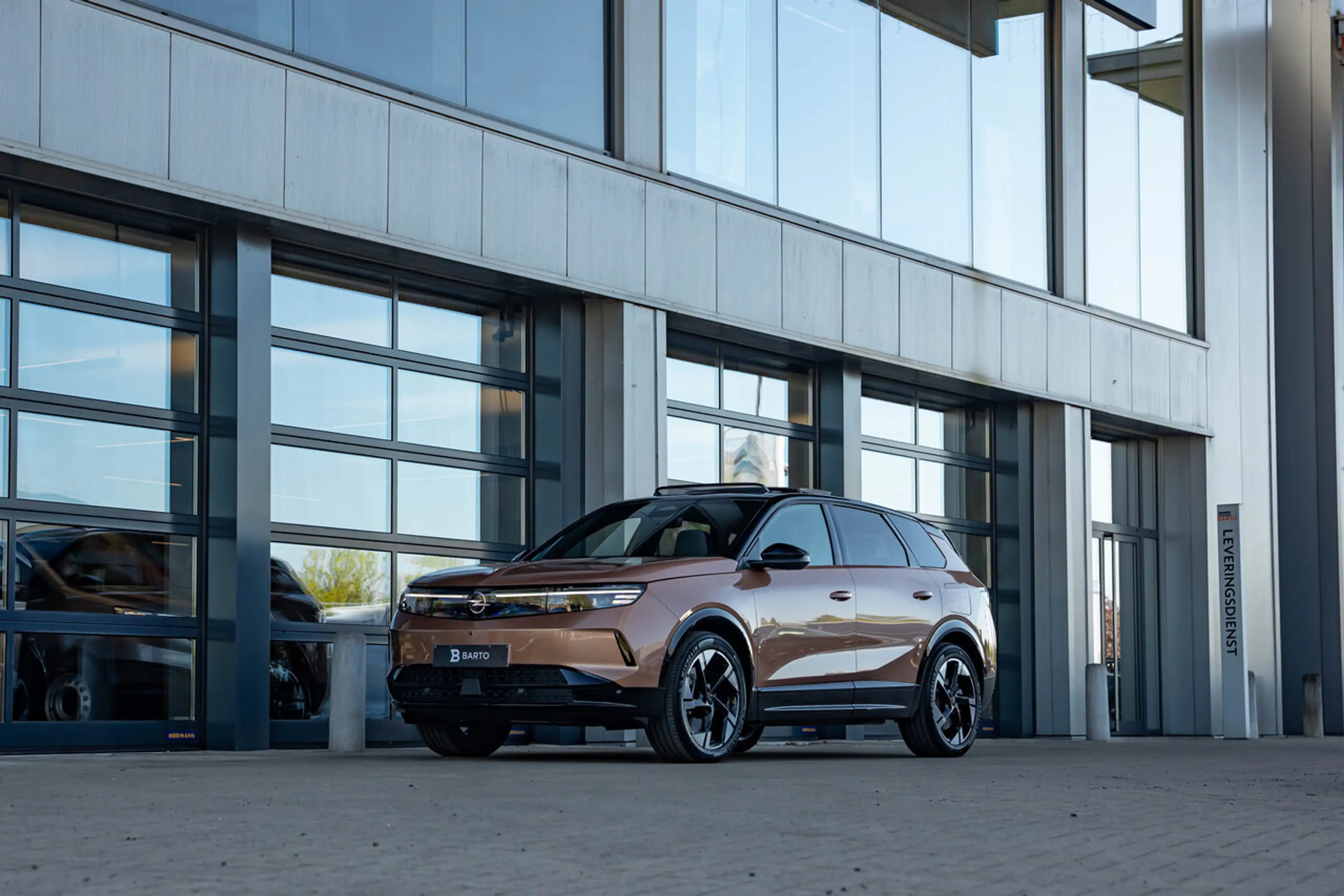 Opel Grandland Electr. 213 PK | Ultimate | Pano | Leder | 360°... — photo 5