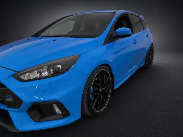 Ford Focus view 3