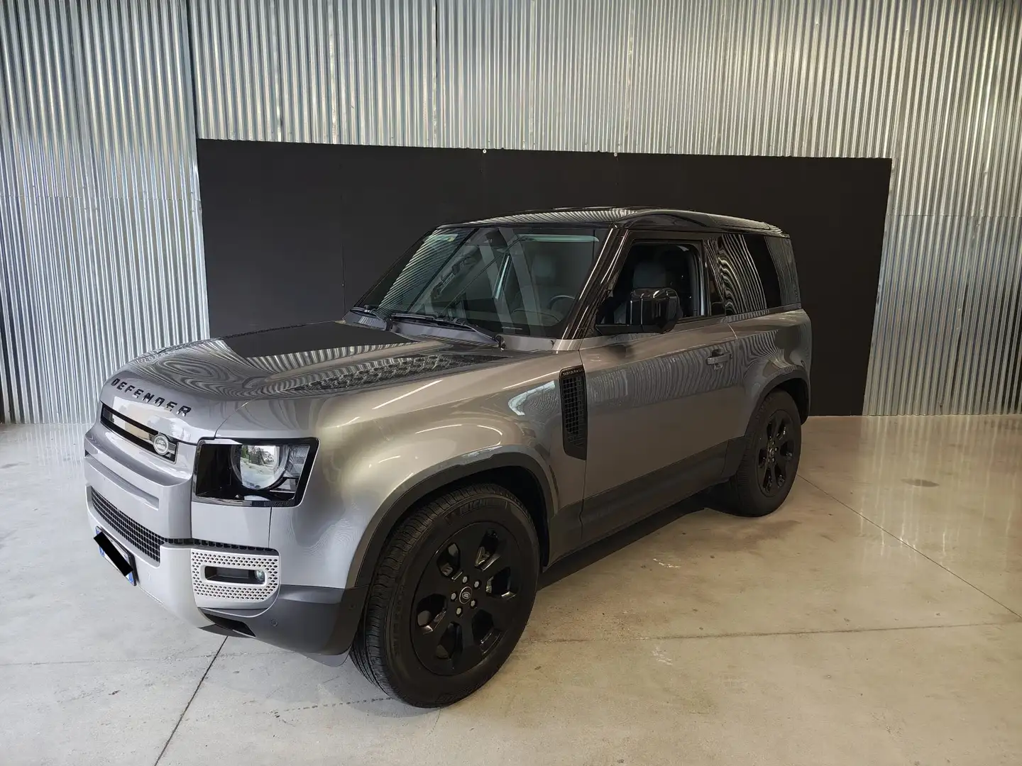 Land Rover Defender VII 2020  90 3.0d i6 mhev SE awd 250cv permute Grigio - 1