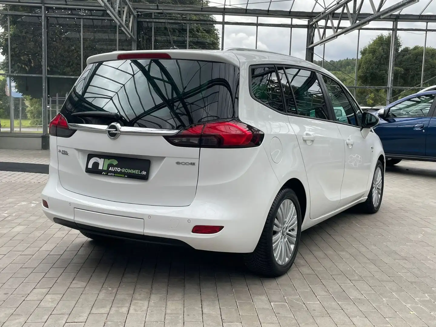 Opel Zafira Tourer Zafira 1.4 Tourer Drive FlexFix Sitz/Lenkradheiz Weiß - 2