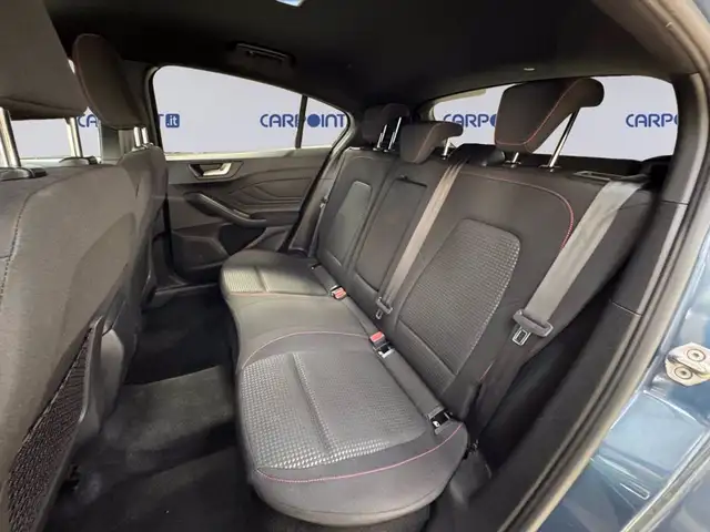 Ford Focus view 13