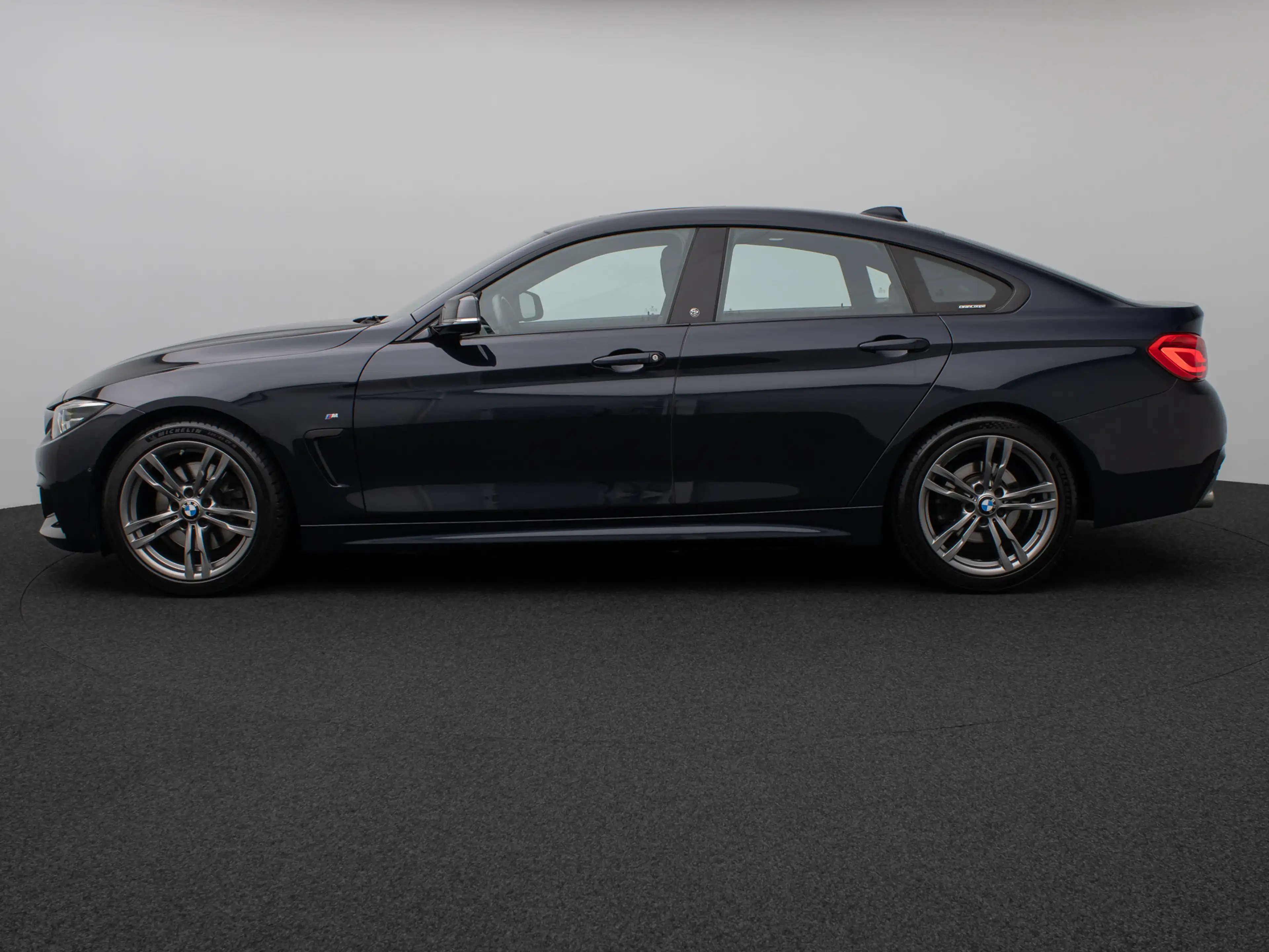 BMW 430 M Sport Glasdach Kamera HUD HiFi — photo 11