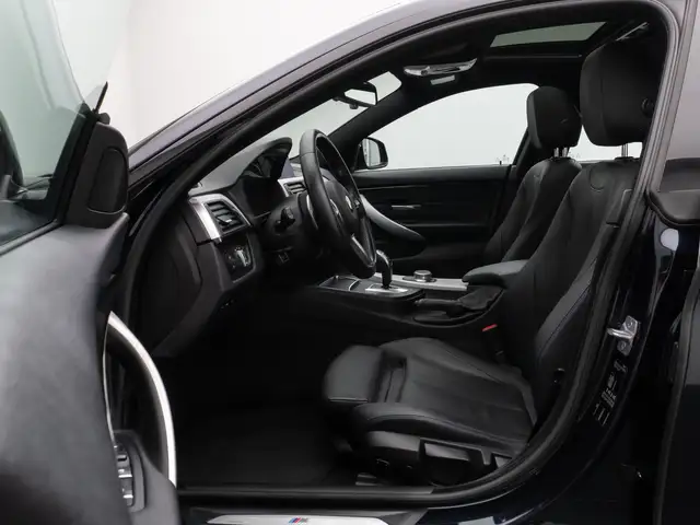 BMW 4 Series view 19
