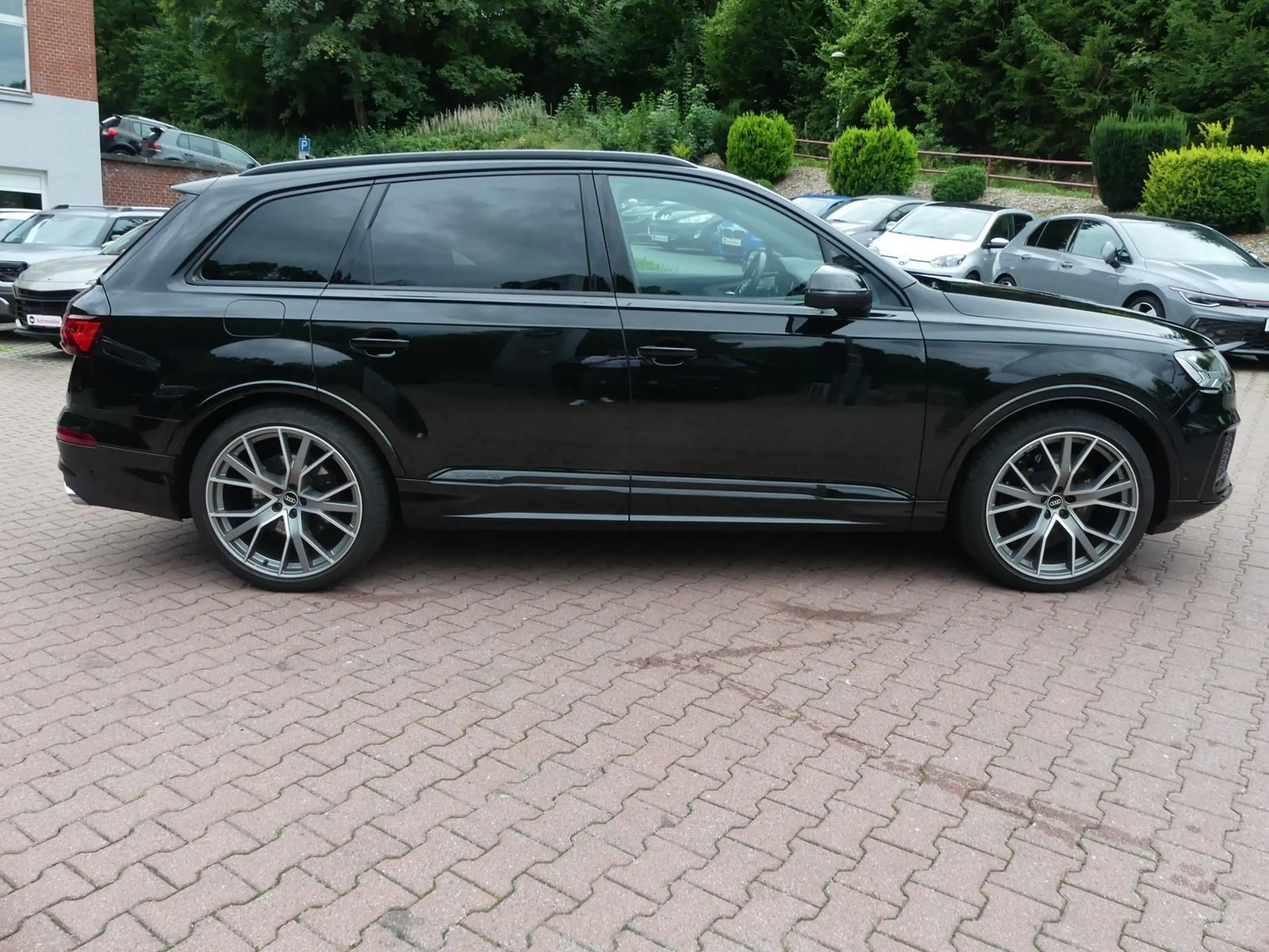 Audi SQ7 4.0 V8 TFSI*ACC*LED*Automatik*SHZ*DAB*Navi — photo 4